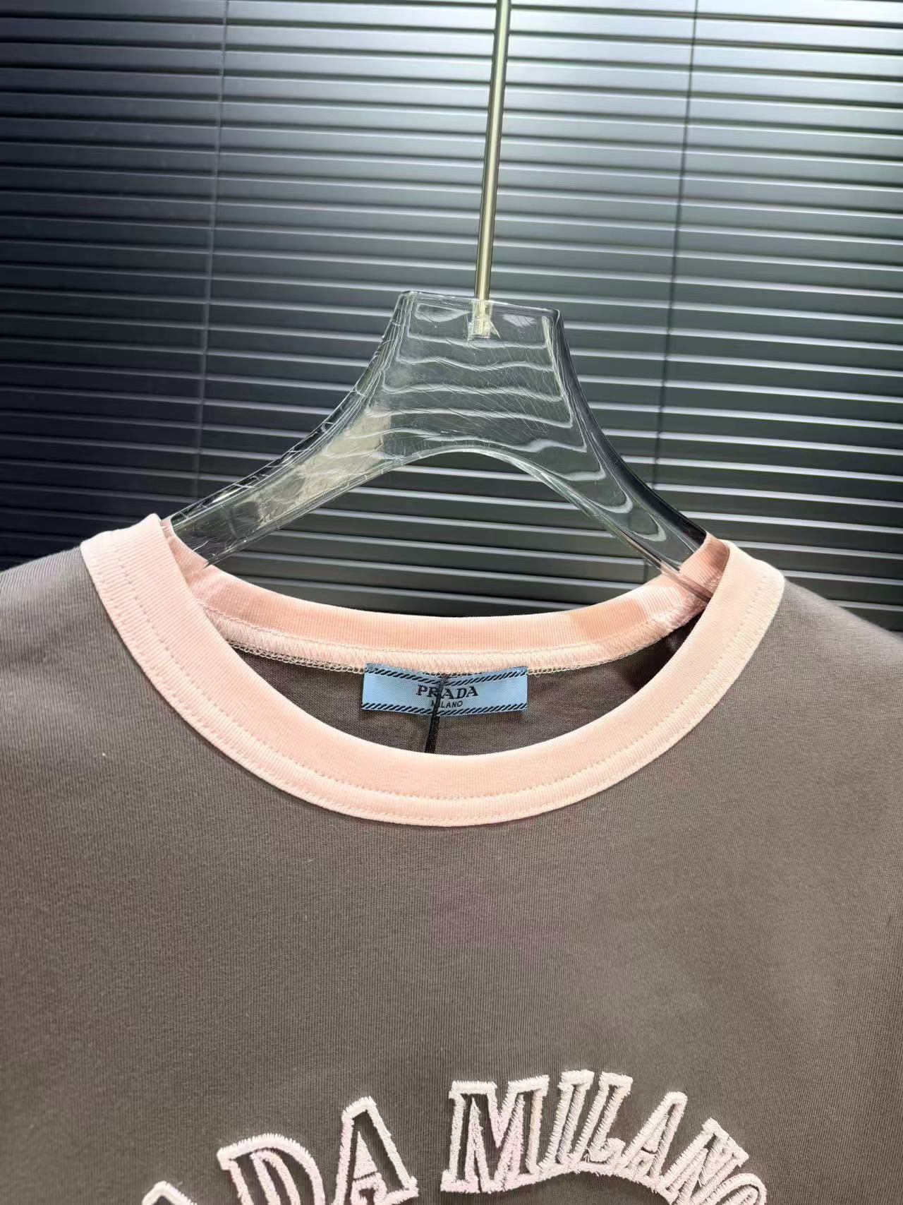 [TOP] PRADA T-shirt - 2 Colors