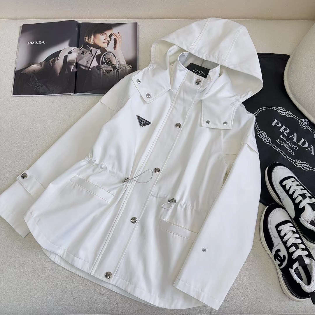 [TOP] PRADA Trench Coat - White