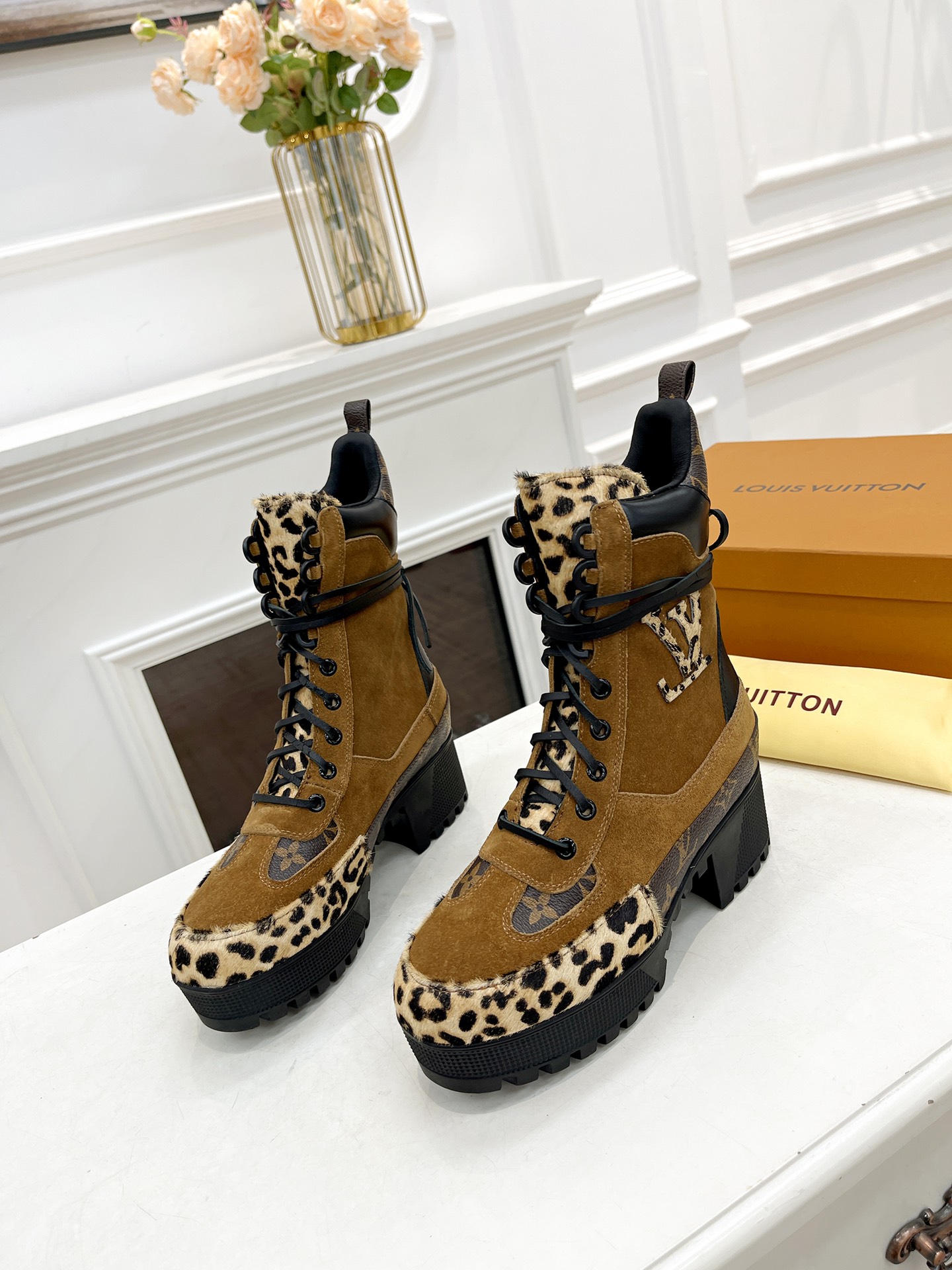 [TOP] Louis Vuitton LV Boots - Brown - 711 Luxury