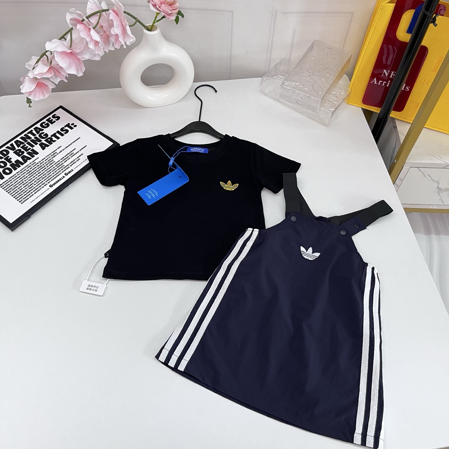 Adidas Girls 2Pcs Outfit Set Embroidered Gold Trefoil Tee & 3 Stripe Suspender Dress Sizes 80-110cm