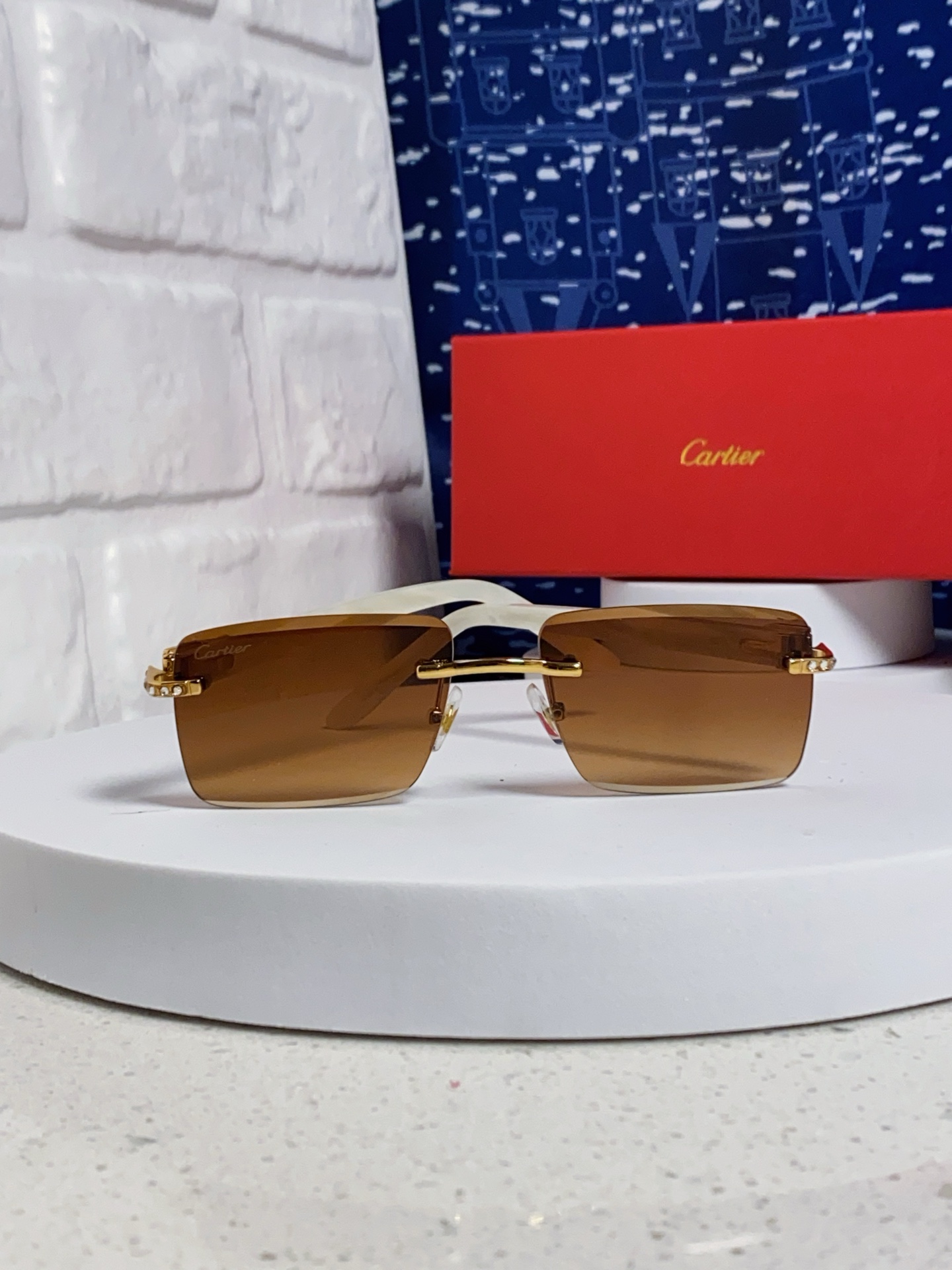 [TOP] Cartier Sunglasses - Gold - 711 Luxury