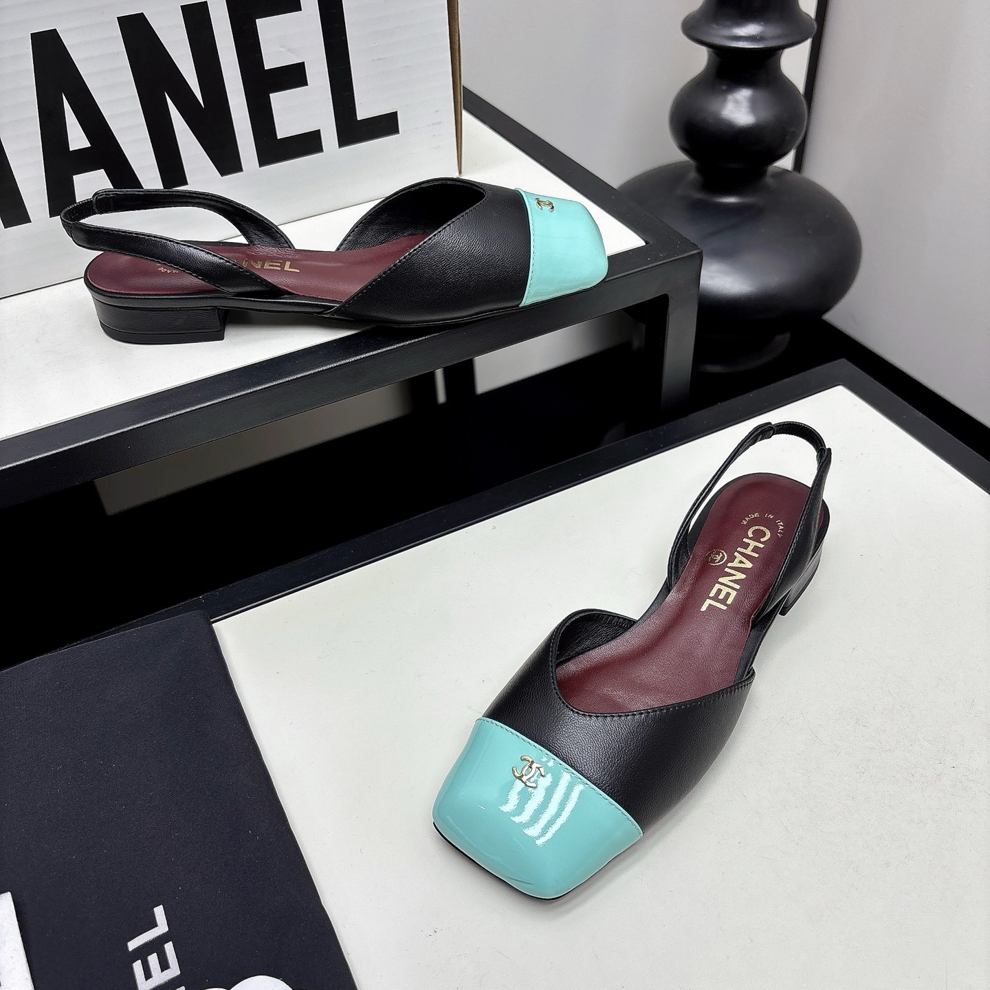 [TOP] CHANEL Mules - Black - 711 Luxury