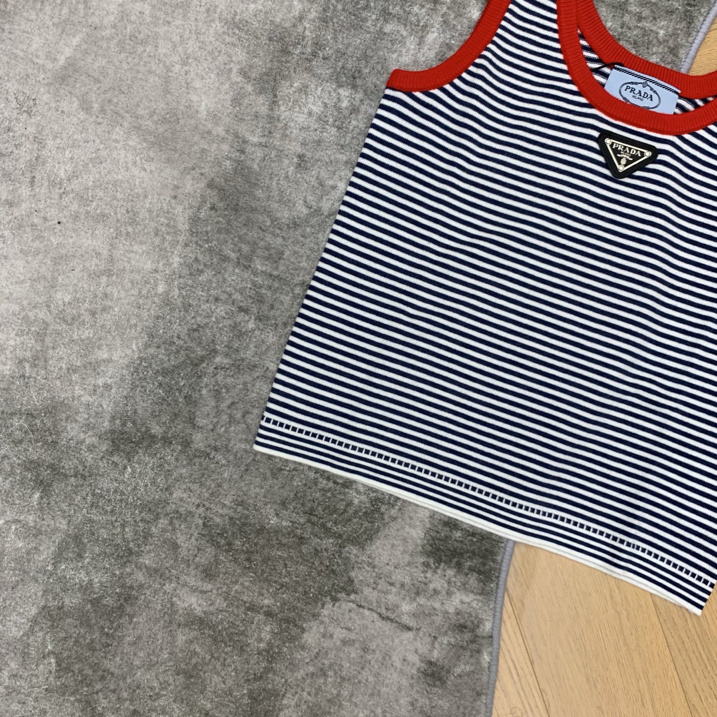 [TOP] PRADA  Knitted Vest - Stripe