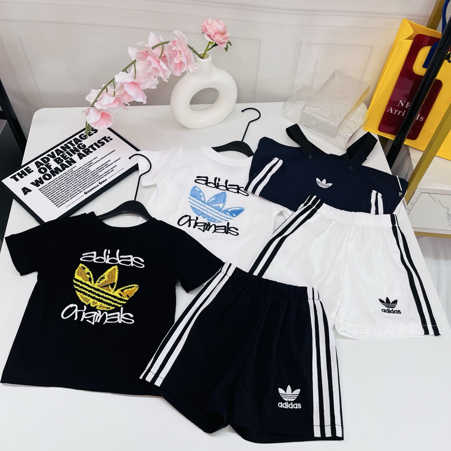 Adidas Girls 2Pcs Outfit Set Embroidered Gold Trefoil Tee & 3 Stripe Suspender Dress Sizes 80-110cm
