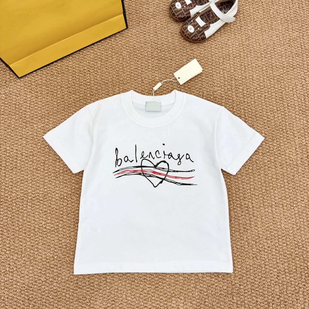 Balenciaga Unisex Kids Handwritten Heart Logo Print Short Sleeve Cotton T-Shirt Boys Girls Basic Casual Tee Sizes 90-150