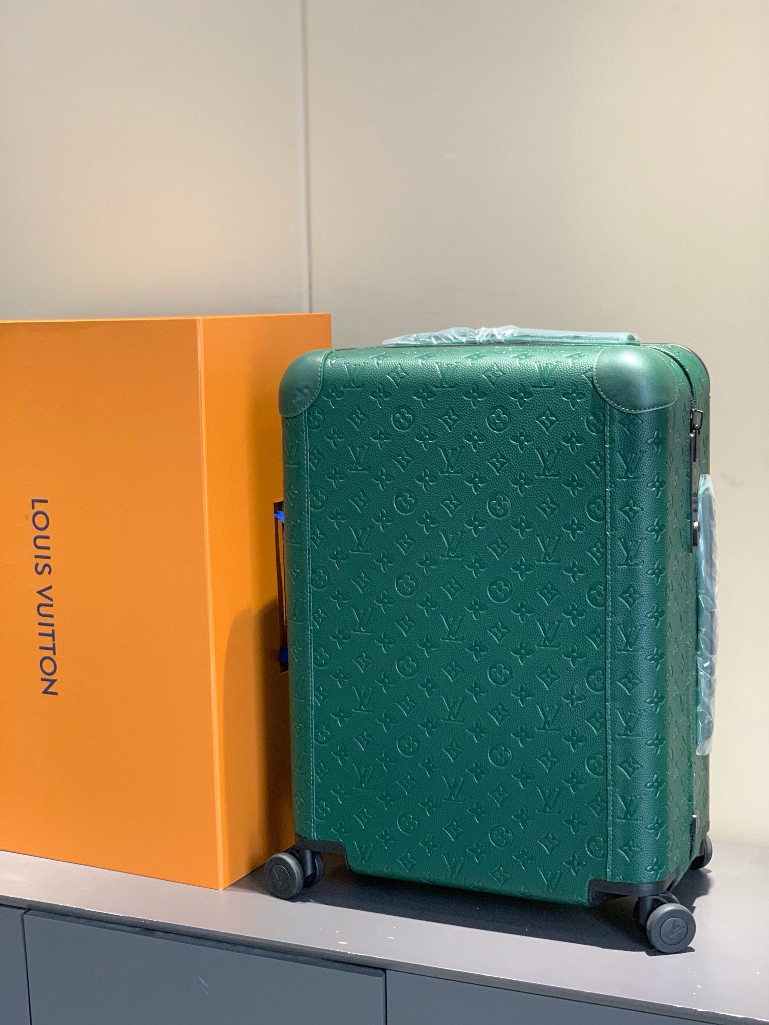 [TOP] Louis Vuitton LV Rolling Luggage Horizon 55 - Green - 711 Luxury