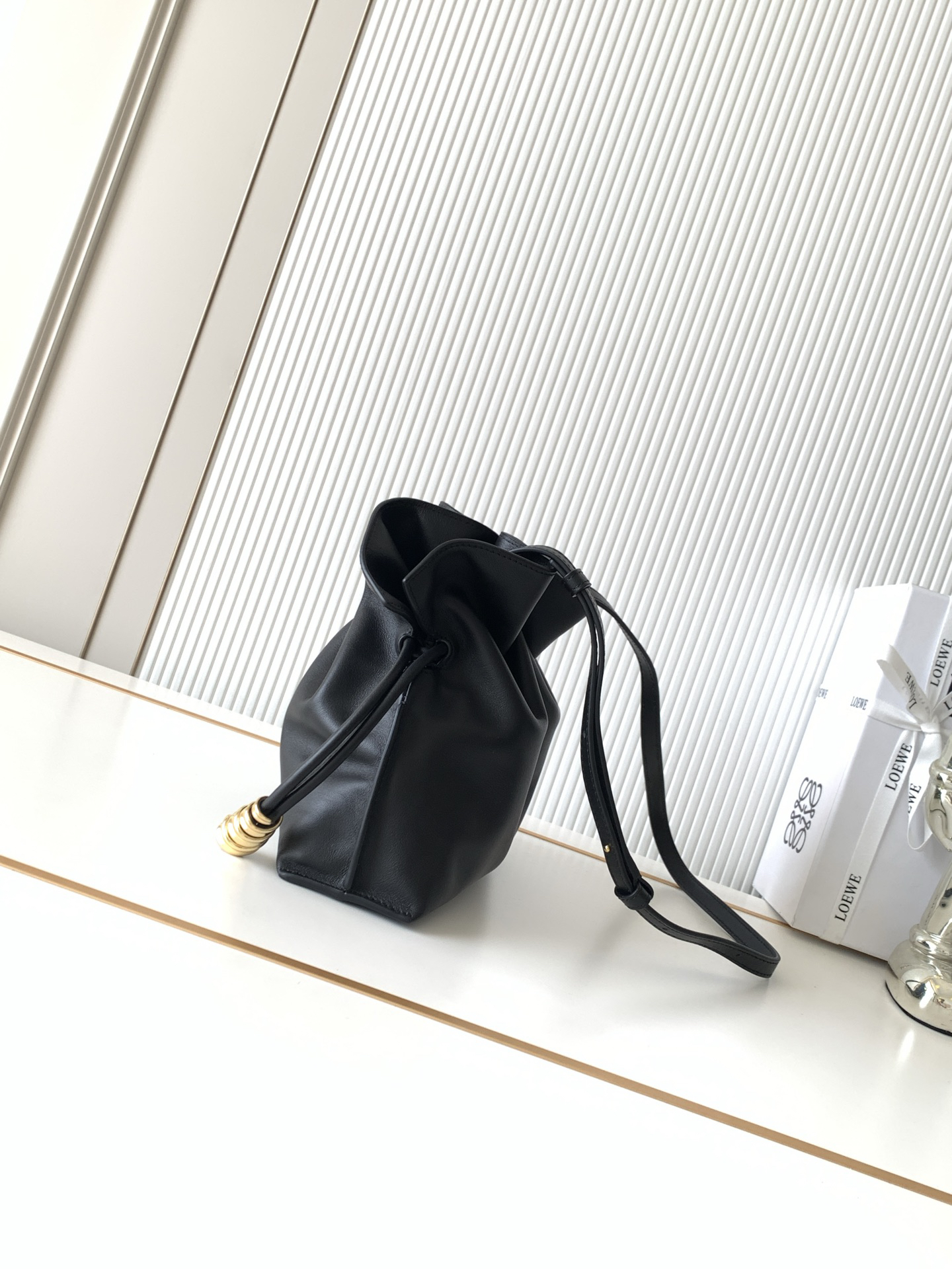 [TOP] LOEWE  Coil Flamenco  Bag 23*18*9 CM - Black - 711 Luxury
