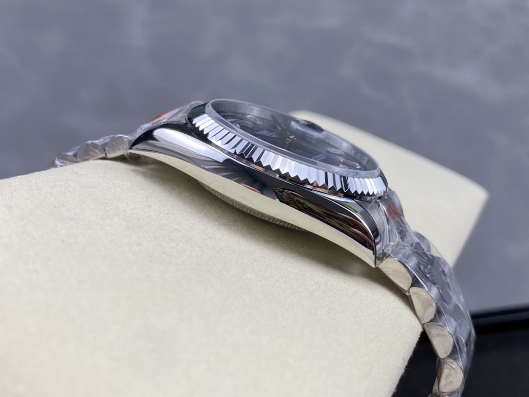 [TOP] ROLEX  Watch 36 mm - Blue