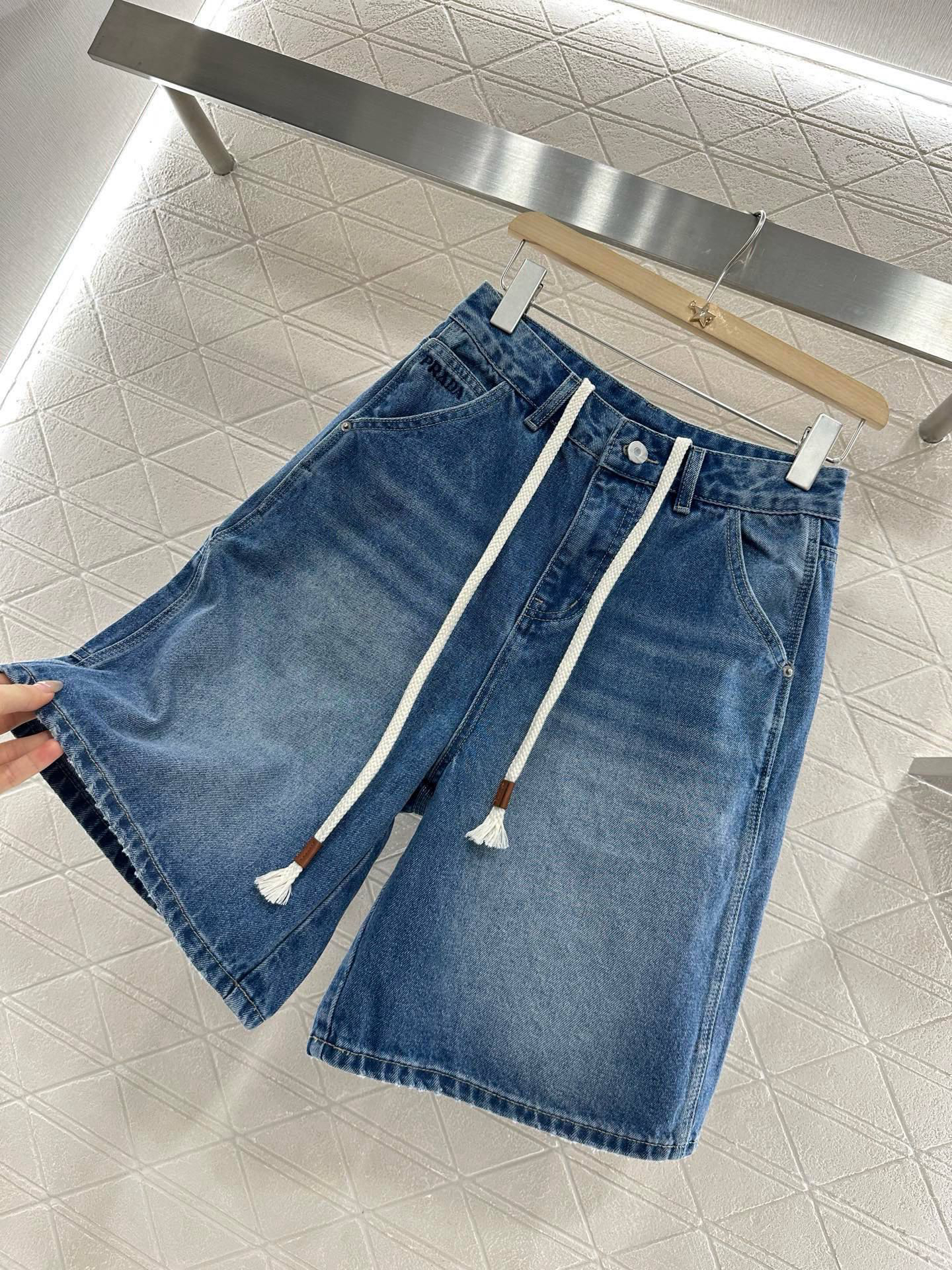 [TOP] PRADA Denim Shorts - Blue