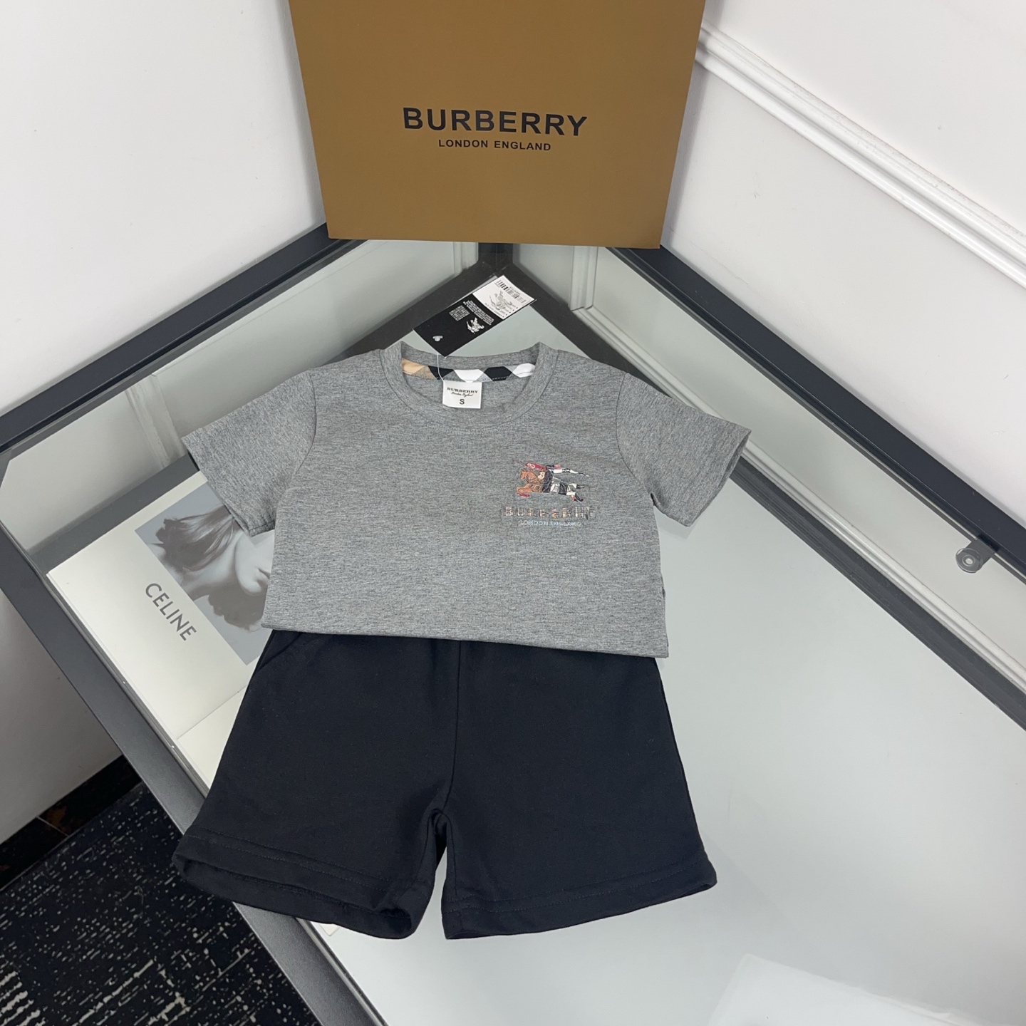 Burberry Unisex Kids Grey Embossed Equestrian Knight Print Short Sleeve T Shirt & Solid Black Elastic Waist Knit Shorts Two Piece Casual Matching Set Boys Girls Sizes 90-130