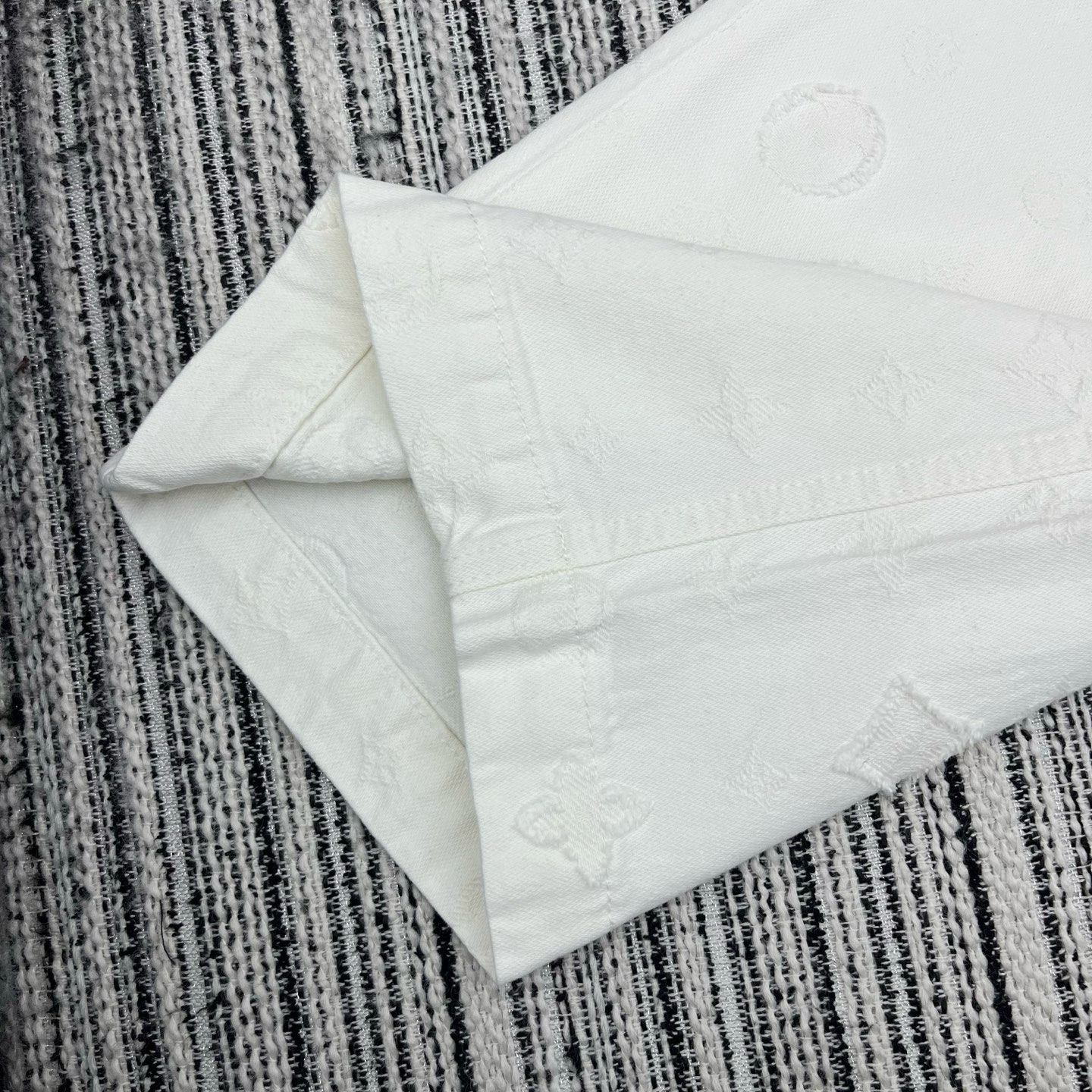 [TOP] Louis Vuitton LV  Pants - Beige