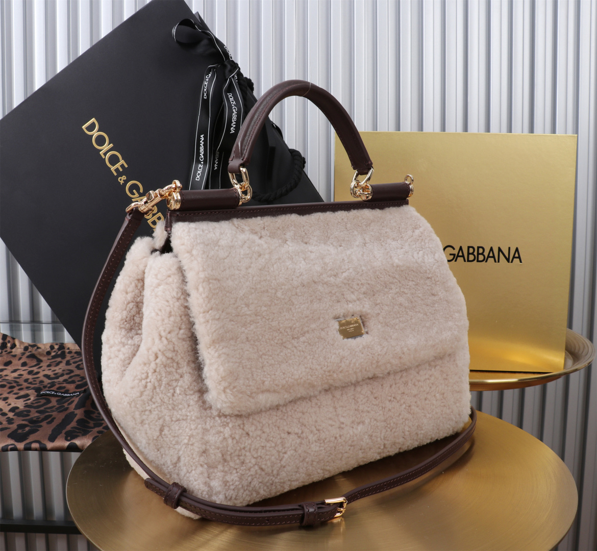 [TOP] Dolce & Gabbana D&G Sicily Bag Lambswool Bag 25x20x12cm - Pink - 711 Luxury