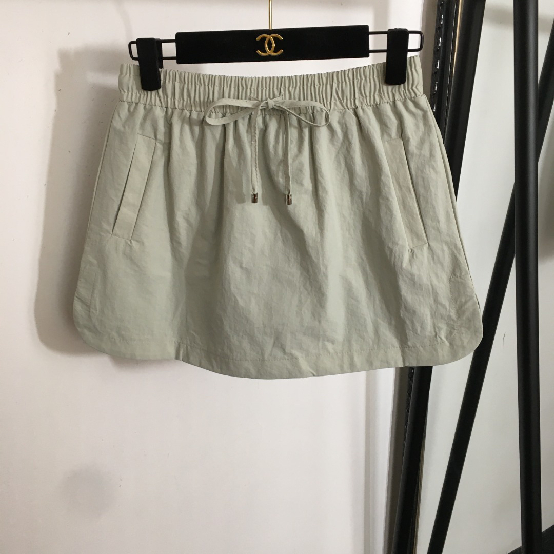 [TOP] CHANEL  Suit - Khaki