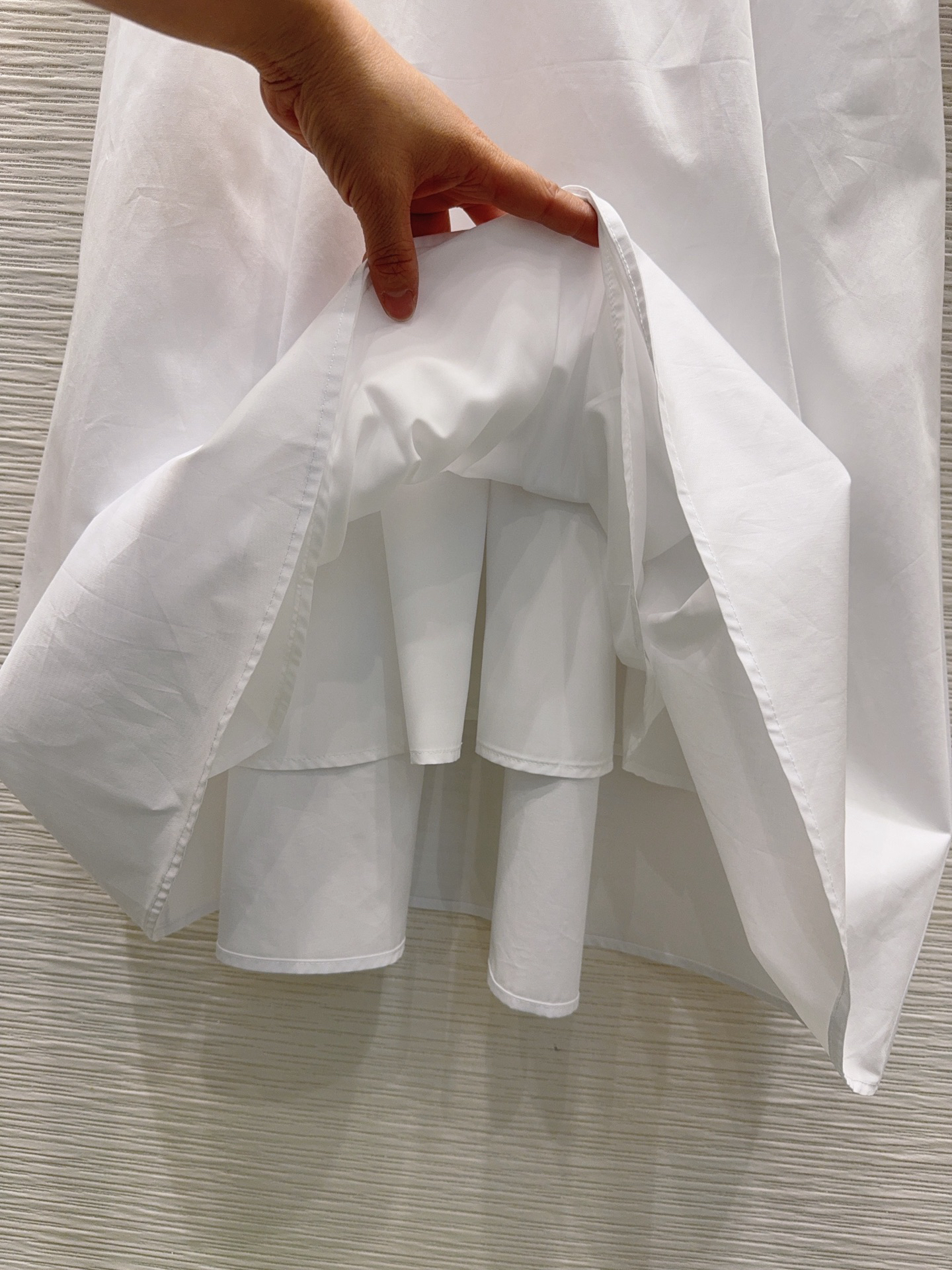 [TOP] Louis Vuitton LV Lapel Belt Shirt Dress - White