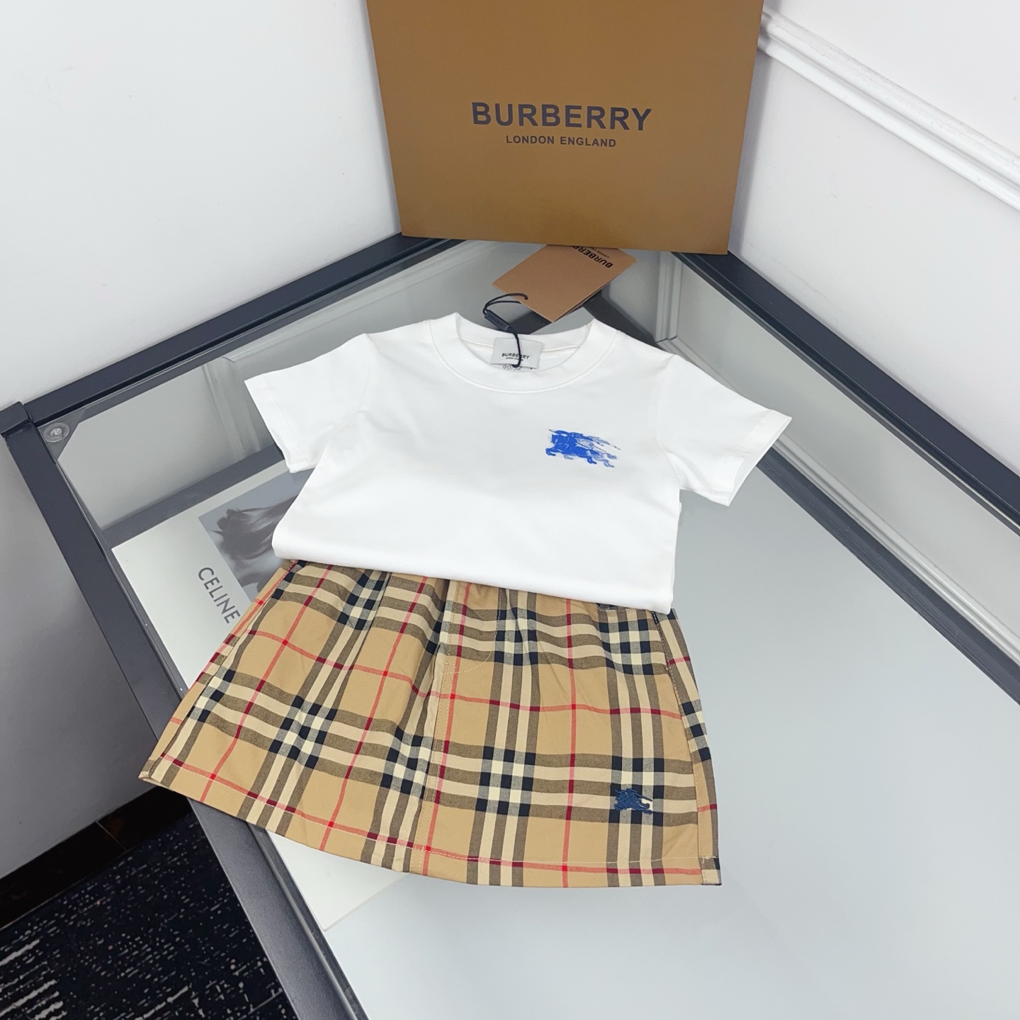 Burberry Girls White Blue Equestrian Knight Embroidery Cotton T-Shirt & Vintage Check Elastic Waist Skort 2 Piece Matching Set Sizes 90-130