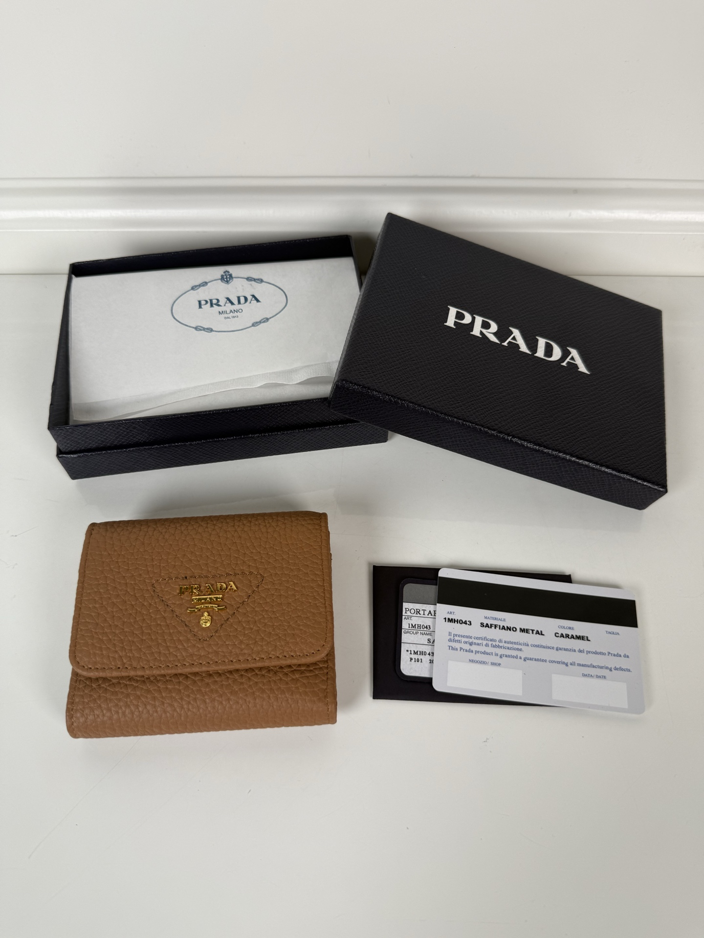 [TOP] PRADA Wallet 10x8.5cm - Brown - 711 Luxury