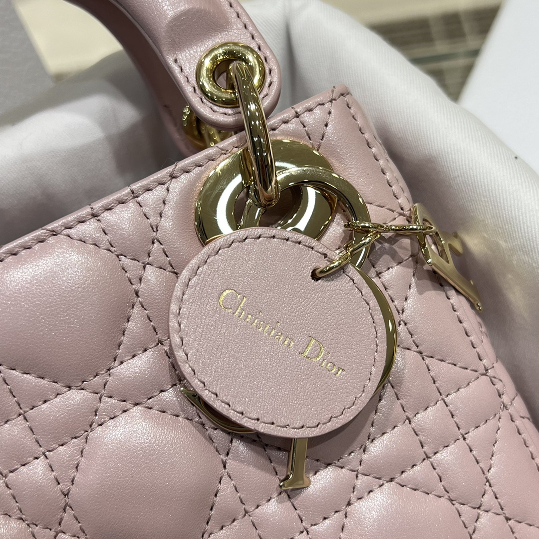 [TOP] Christian Dior Lady Dior Bag Lambskin 17x15x7cm - Pearl Pink