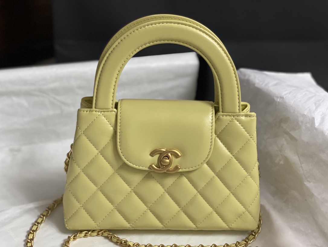 [TOP] CHANEL Kelly Chain Bag 13x19x7 cm - Yellow