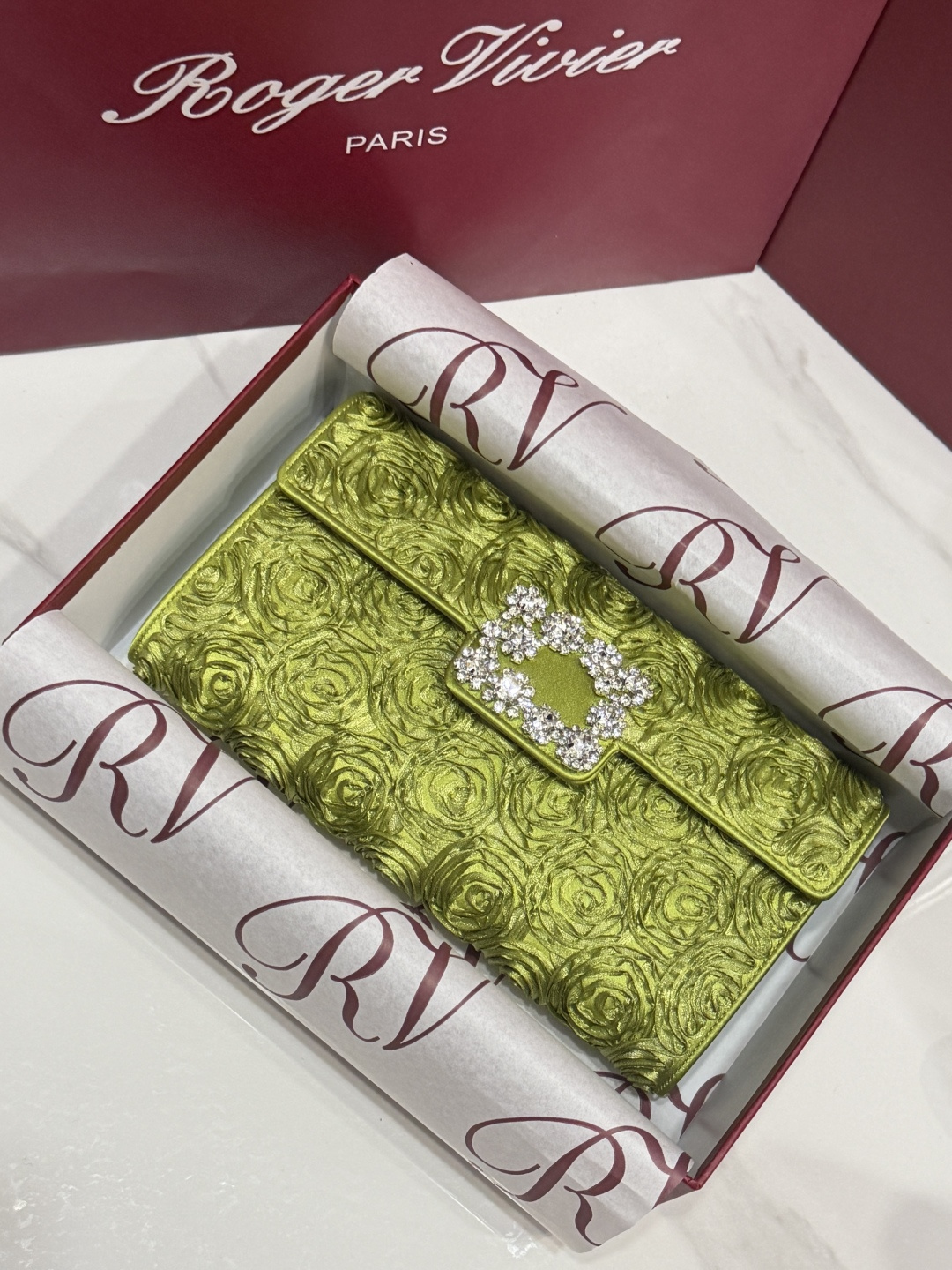 [TOP] ROGER VIVIER Diamond Bag 24-13-3 CM - Grass Green - 711 Luxury