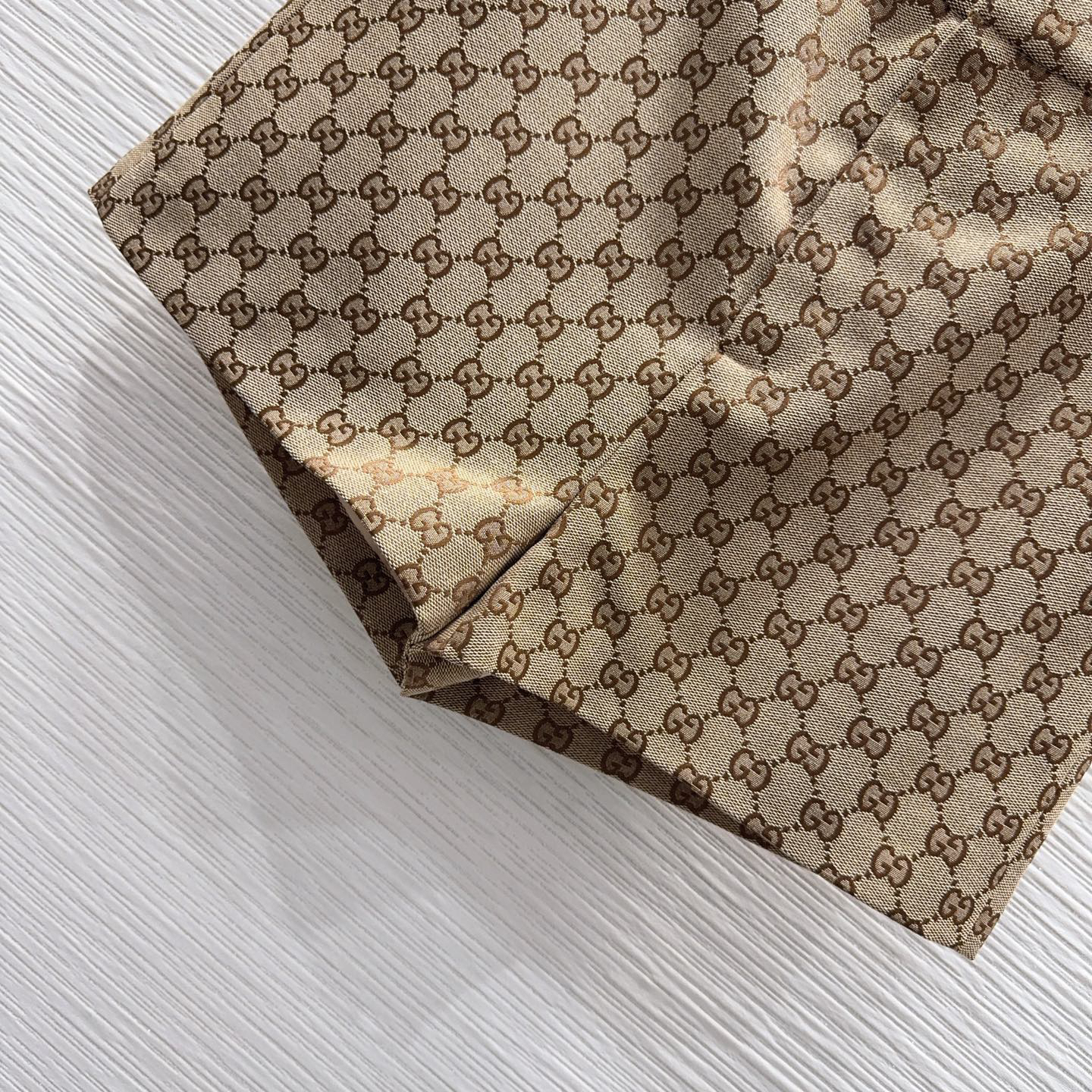 [TOP] GUCCI Jacquard Shorts -Brown