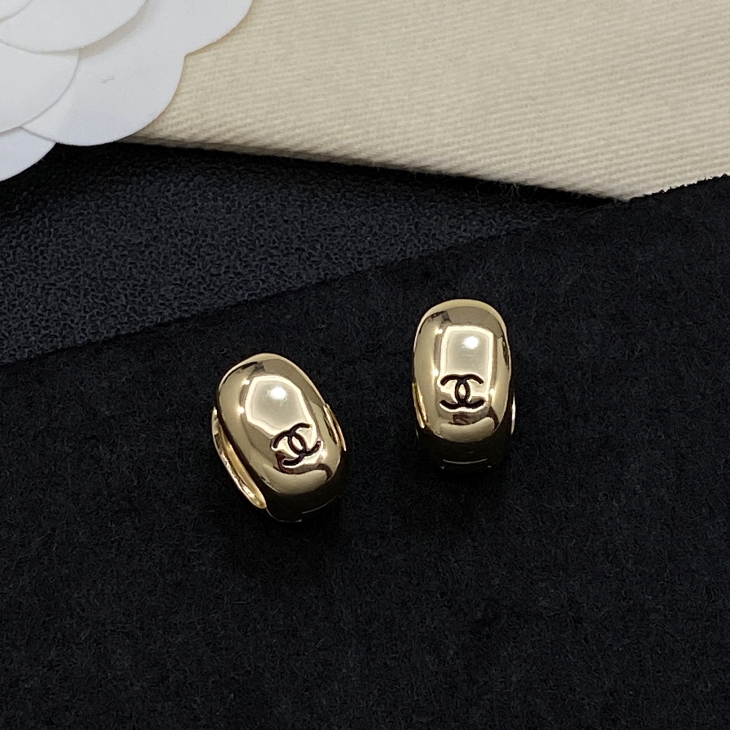 [TOP] CHANEL Earrings - Gold - 711 Luxury