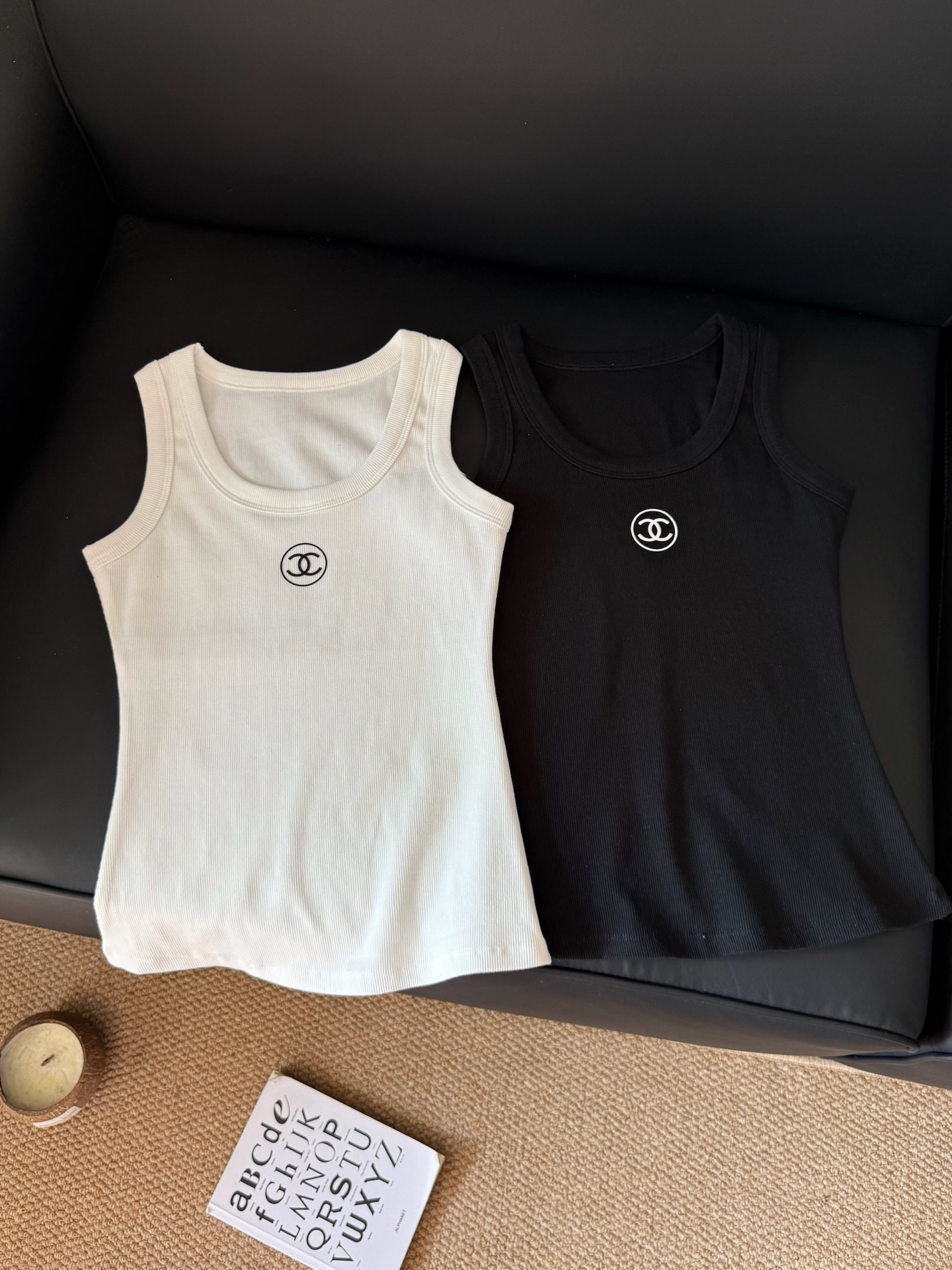 [TOP] CHANEL  Vest - 2 Colors