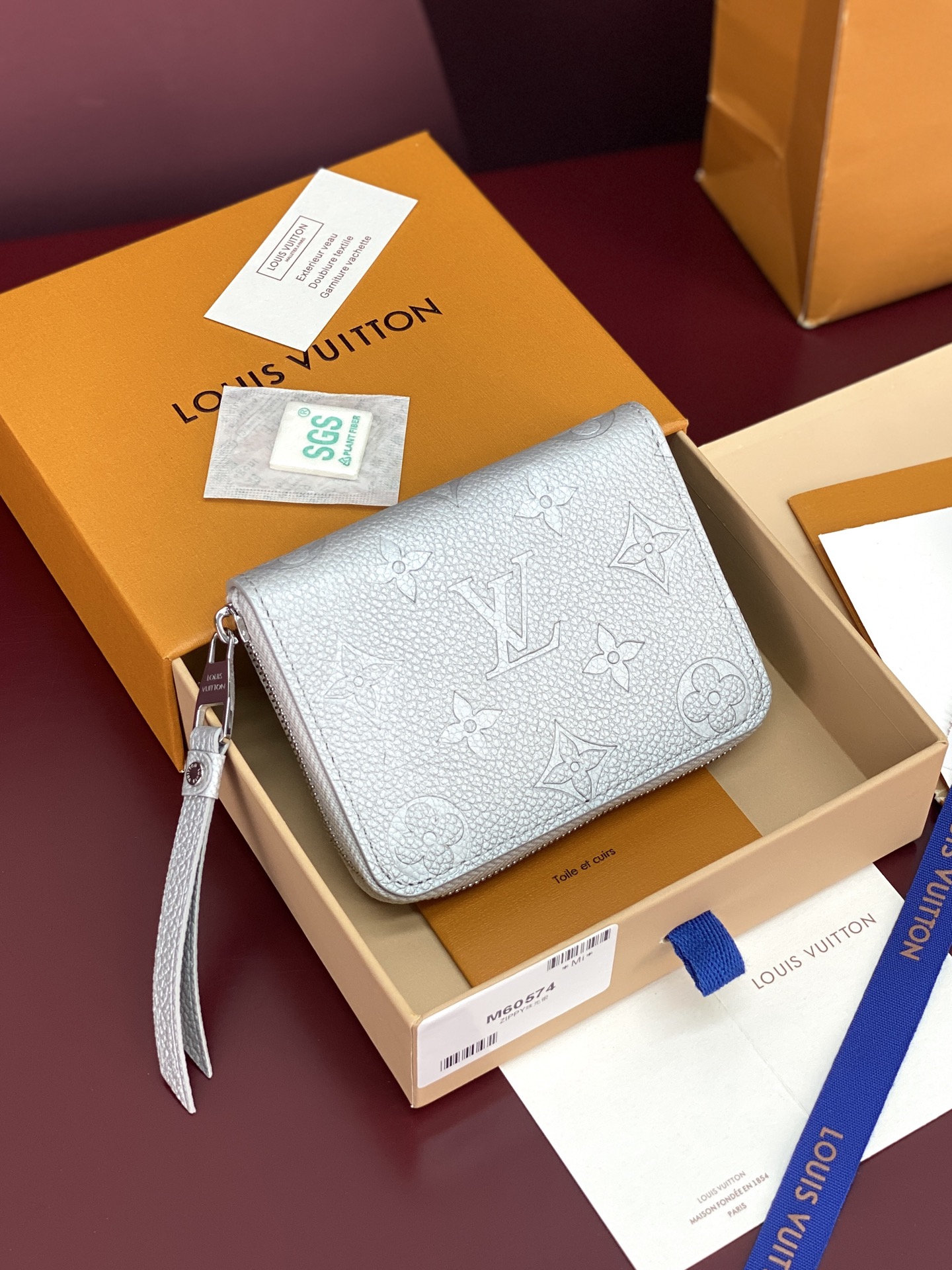 [TOP] Louis Vuitton LV Zippered Coin Purse 11x8x1cm - Pearl Silver