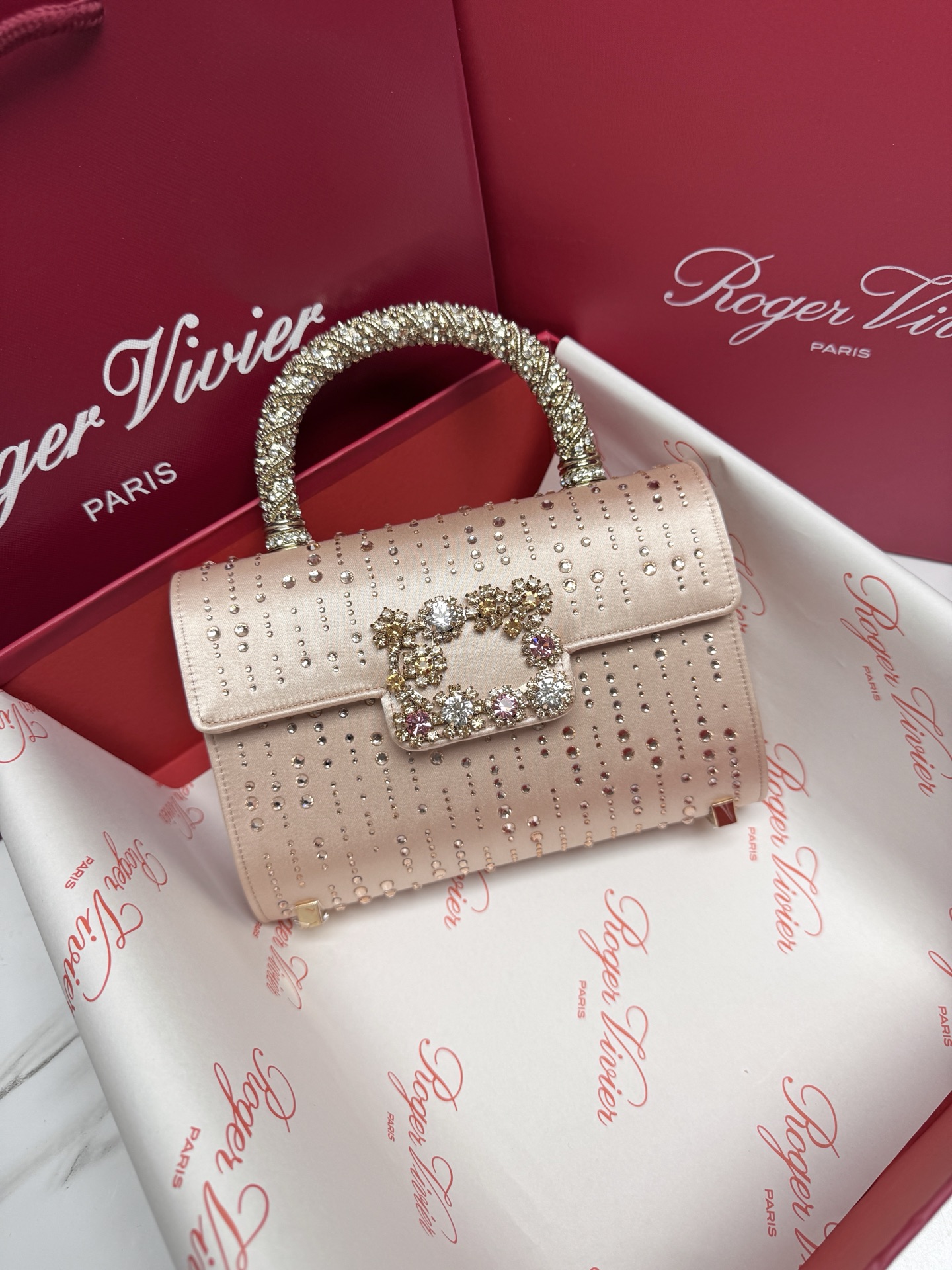 [TOP] ROGER VIVIER Diamond Bag 19-13-4 CM - Champagne - 711 Luxury