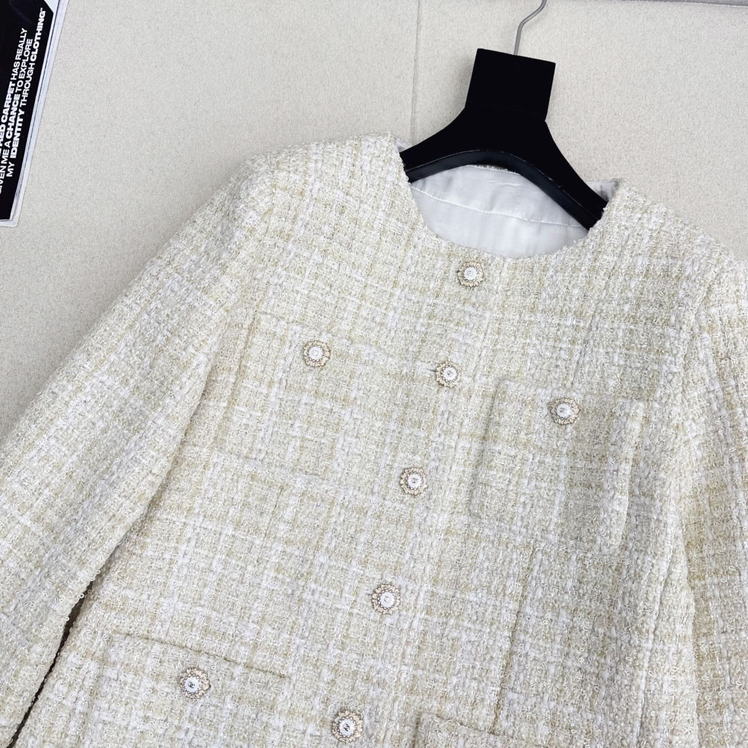 [TOP] CHANEL Jacket - Beige