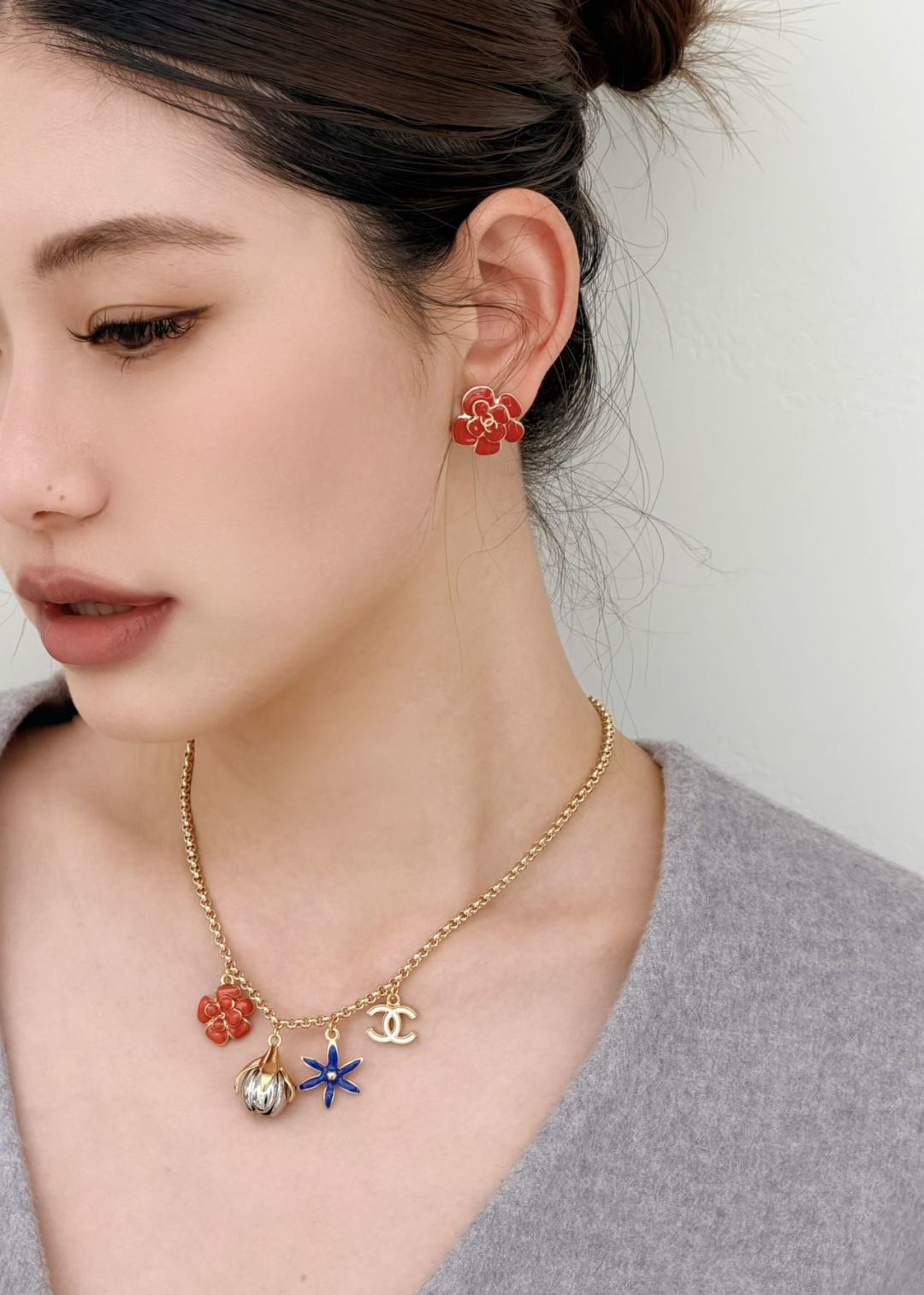 [TOP] CHANEL Earrings - Red