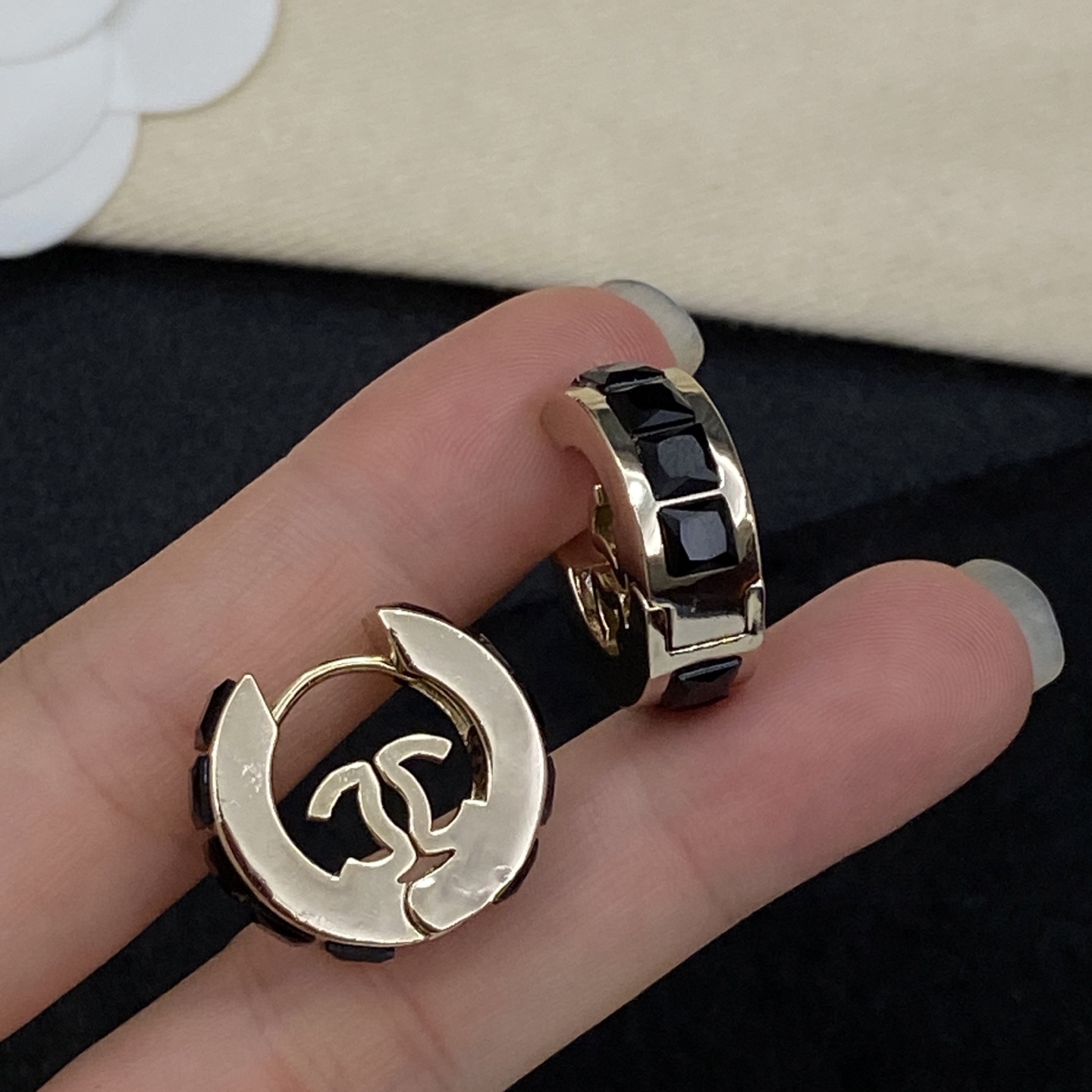[TOP] CHANEL Earrings - Black - 711 Luxury