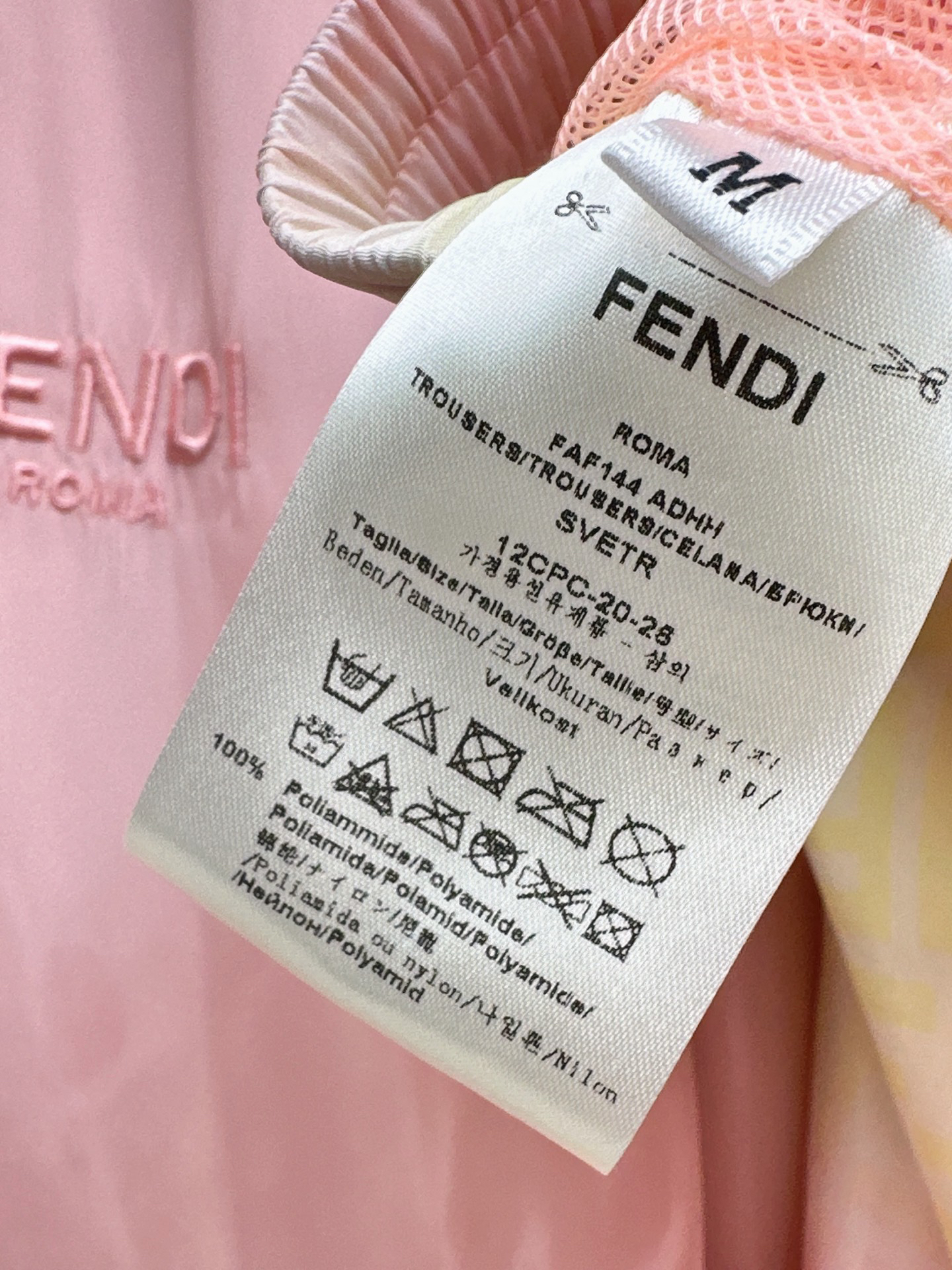 [TOP] FENDI Gradient Color FF Print Collared Shirt + Shorts Set - Pink