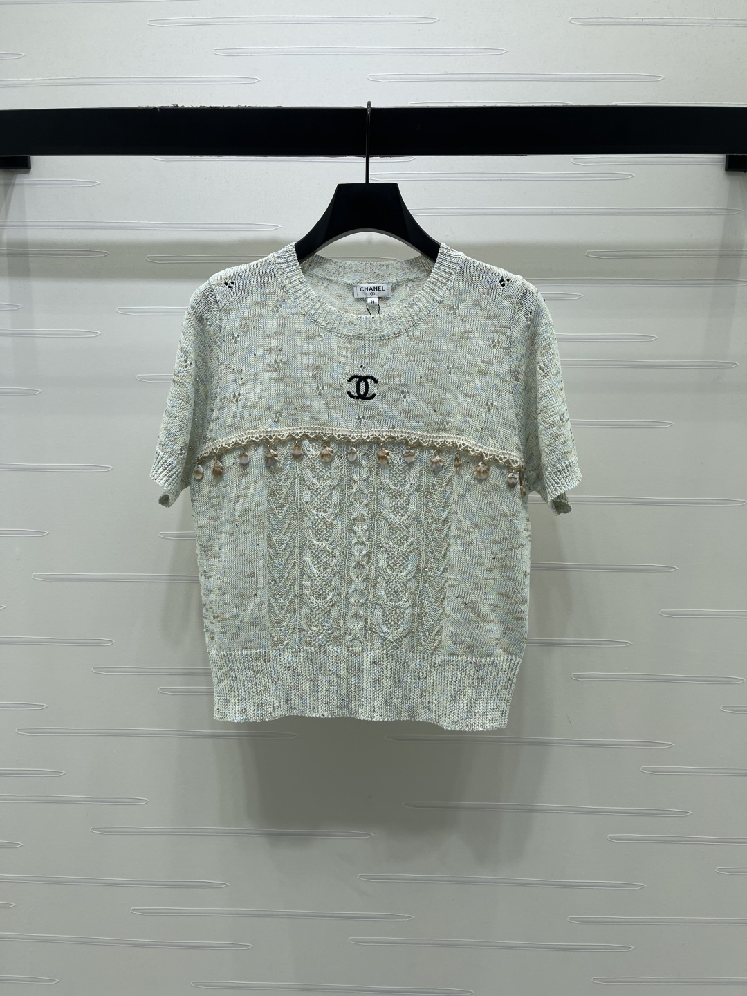[TOP] CHANEL Shell Tassel Round Neck Knit T-shirt - Beige
