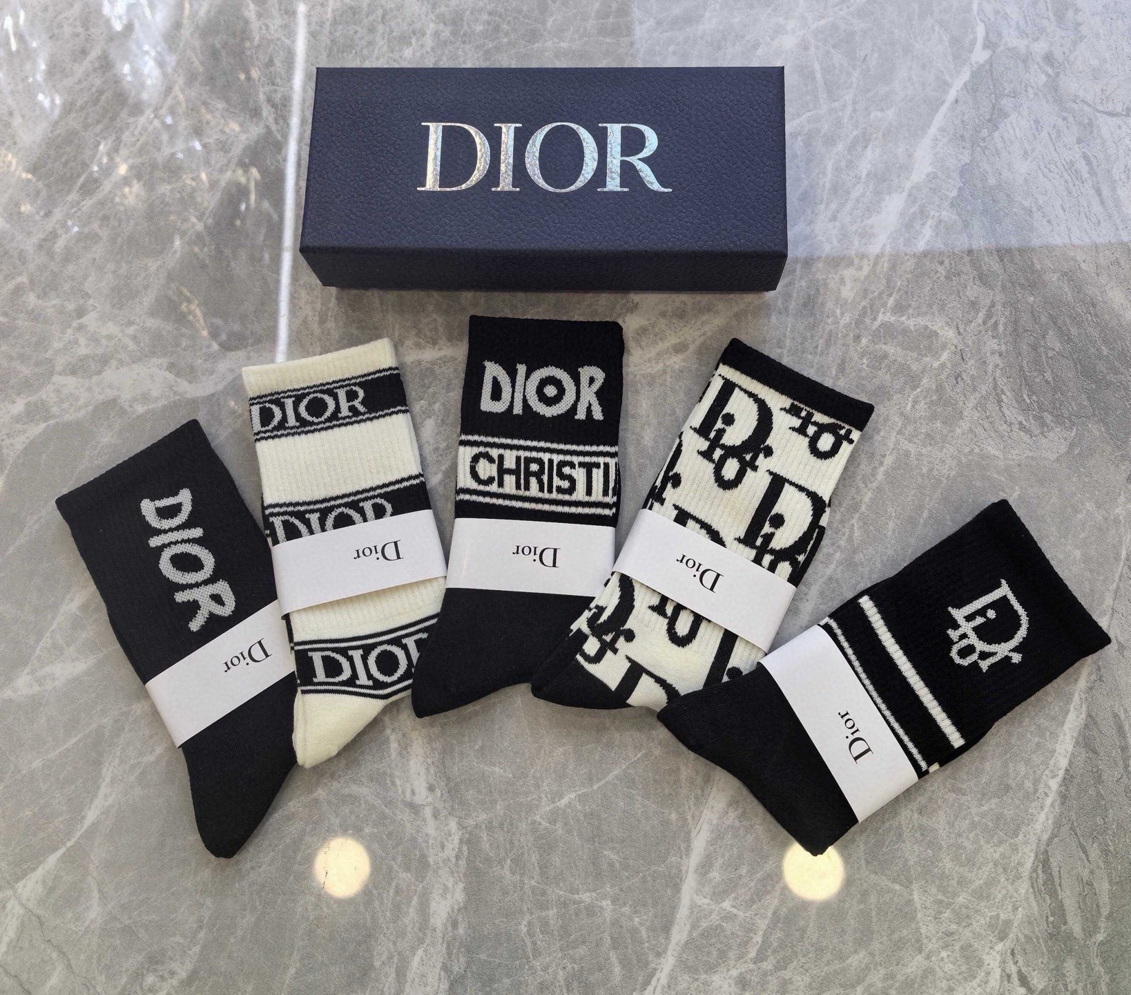 [TOP] Christian Dior Socks - 5 Pieces as a Set - 711 Luxury