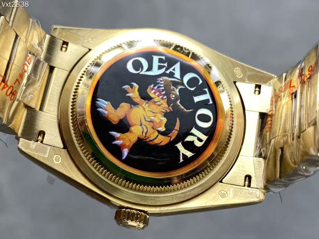 [TOP] ROLEX Watch 40mm - Green and Gold - 711 Luxury
