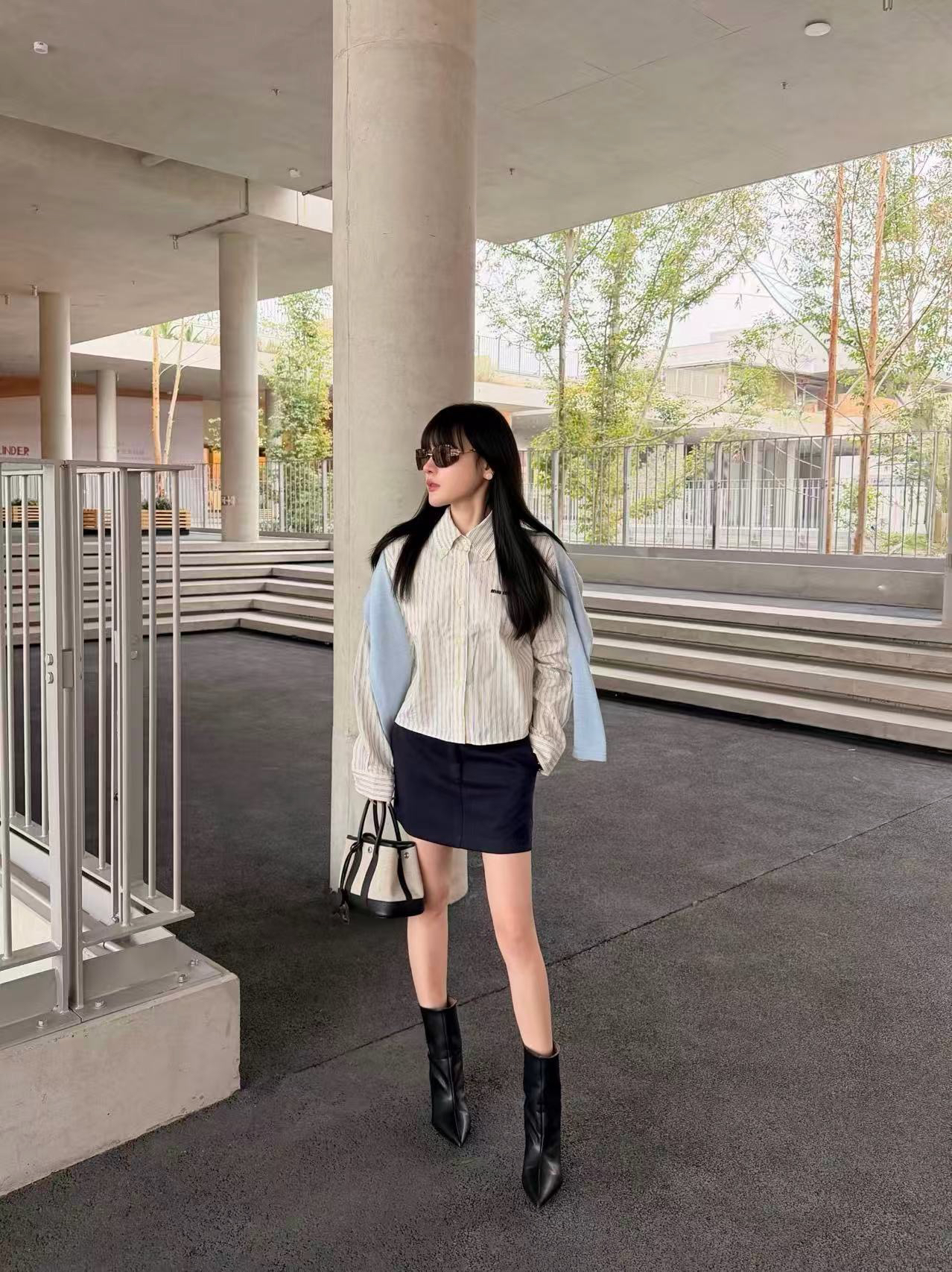 [TOP] Miu Miu  Shirt +Knitted Shawl - Blue