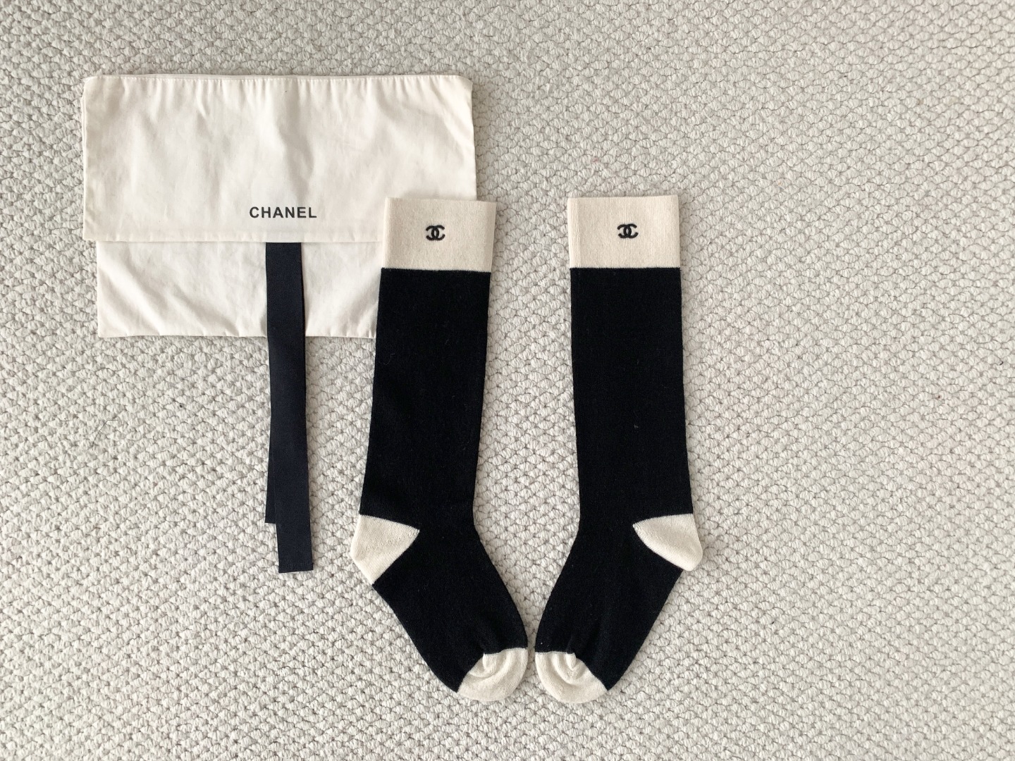 Chanel white Accessory Chanel CC White Edge Cashmere Socks#395515 View 2 | Nigo Office