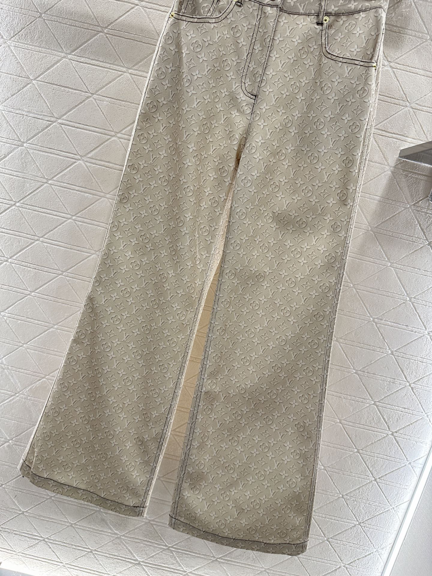 [TOP] Louis Vuitton LV Printed Jeans - Apricot