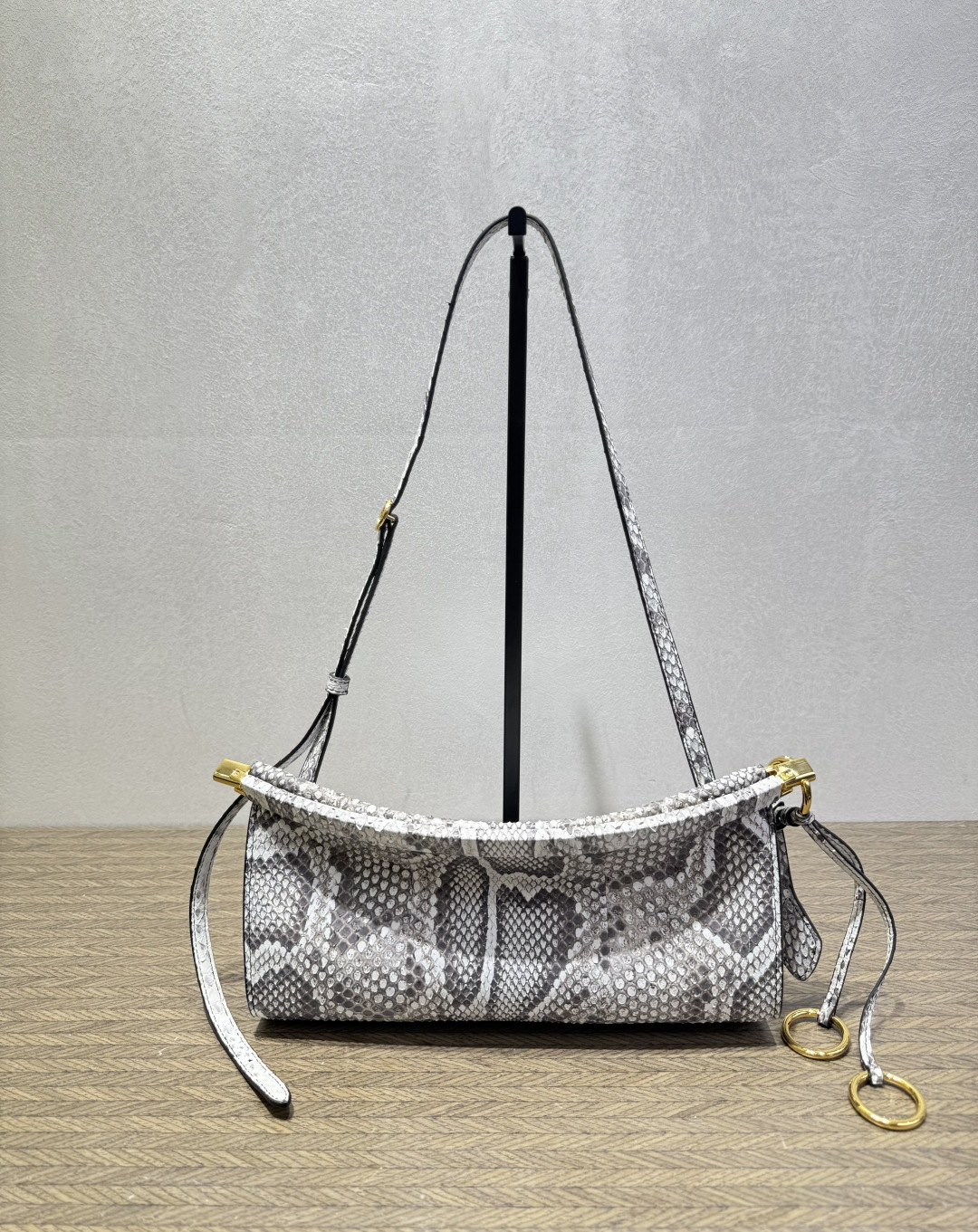 [TOP] ALAIA Python Skin Bag 25-12.5-8 CM - White and Black - 711 Luxury