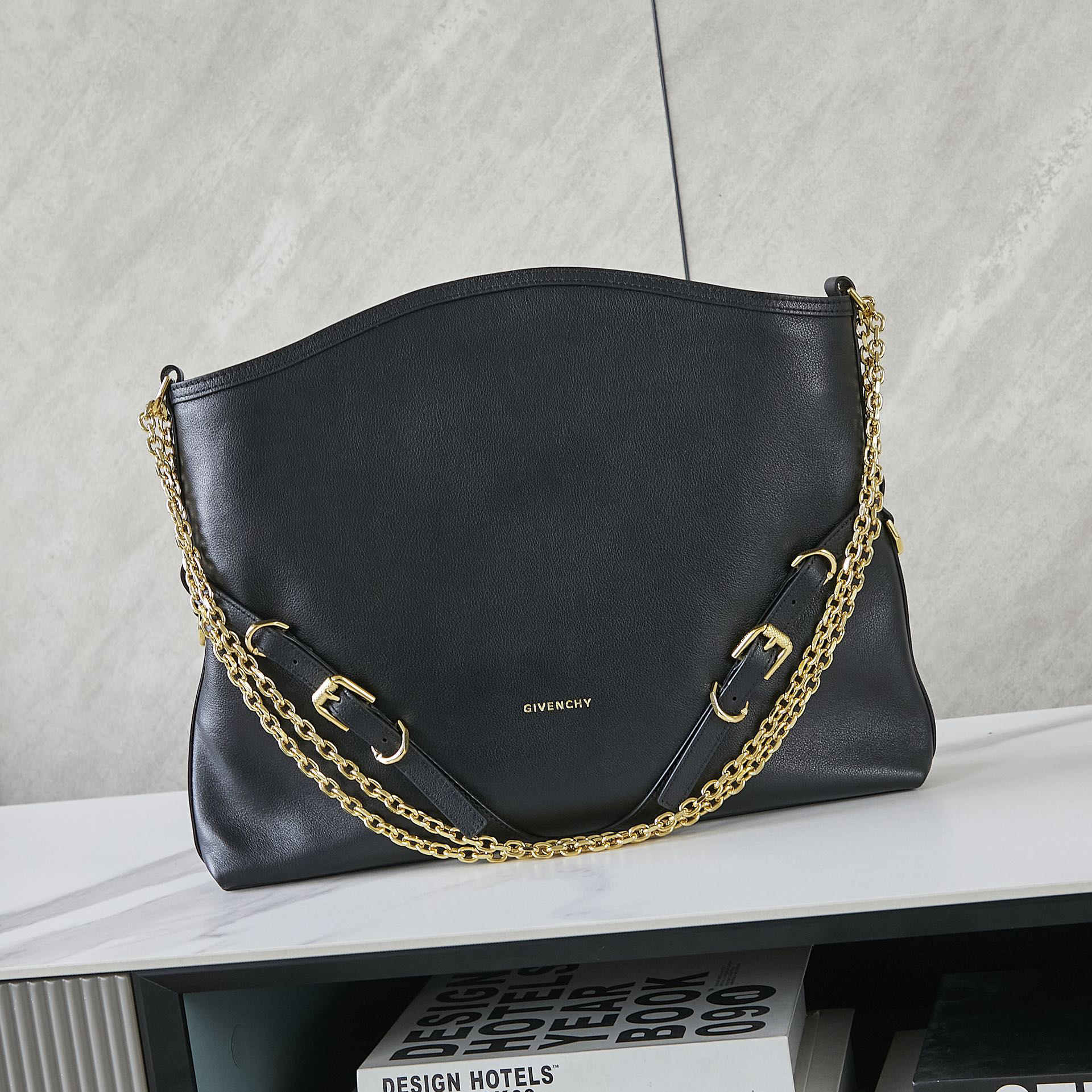 [TOP] GIVENCHY Voyou Bags 40x27x6.5 cm - Black