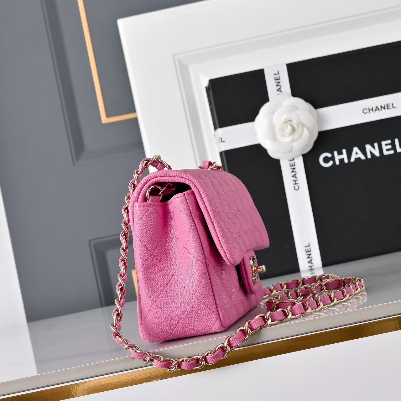 [TOP] CHANEL Chain Flap Bag 20-6.5-12 cm - Pink&GHW - 711 Luxury