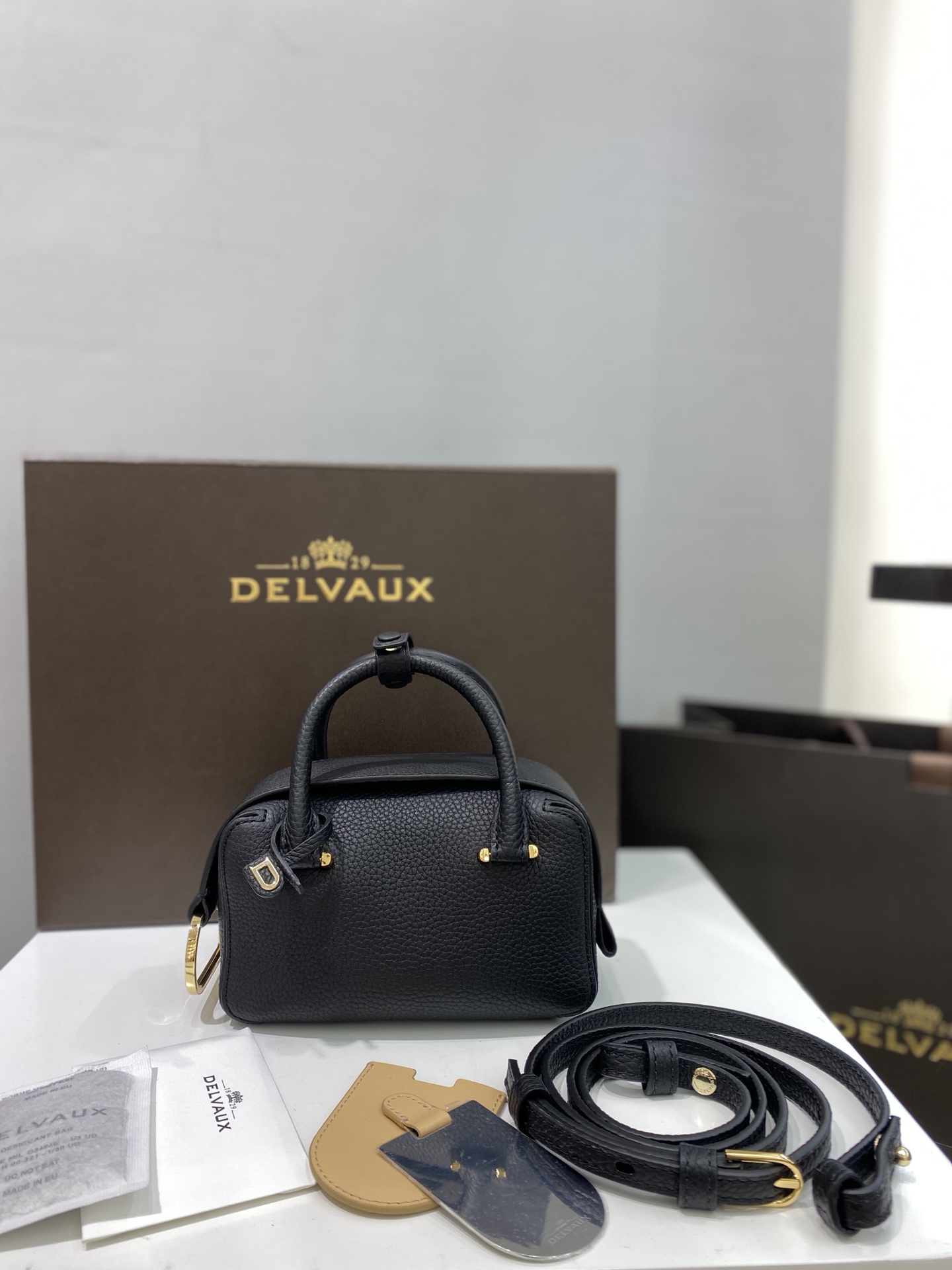 [TOP] Delvaux Cool Box Nano Bag 16cm - Black - 711 Luxury