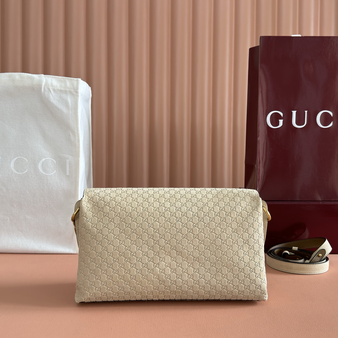 [TOP] GUCCI Handbag with Chain 28x16x7cm - Apricot - 711 Luxury