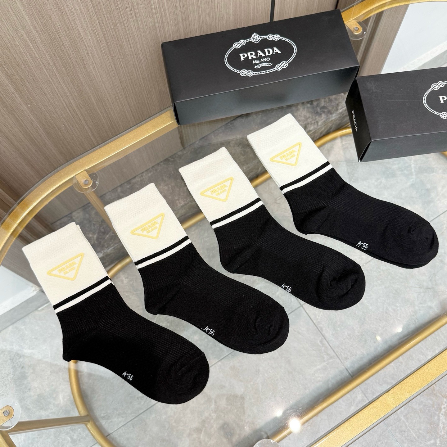 [TOP] PRADA Socks - 4 Pieces as a Set
