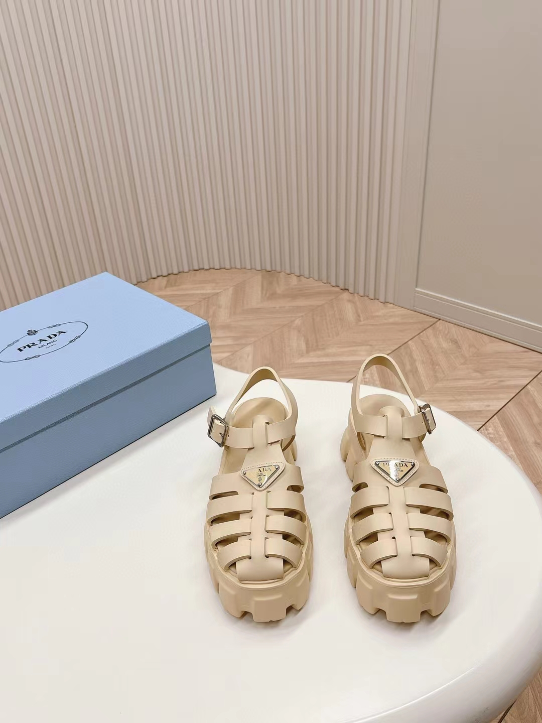 [TOP] PRADA Sandals - Khaki - 711 Luxury