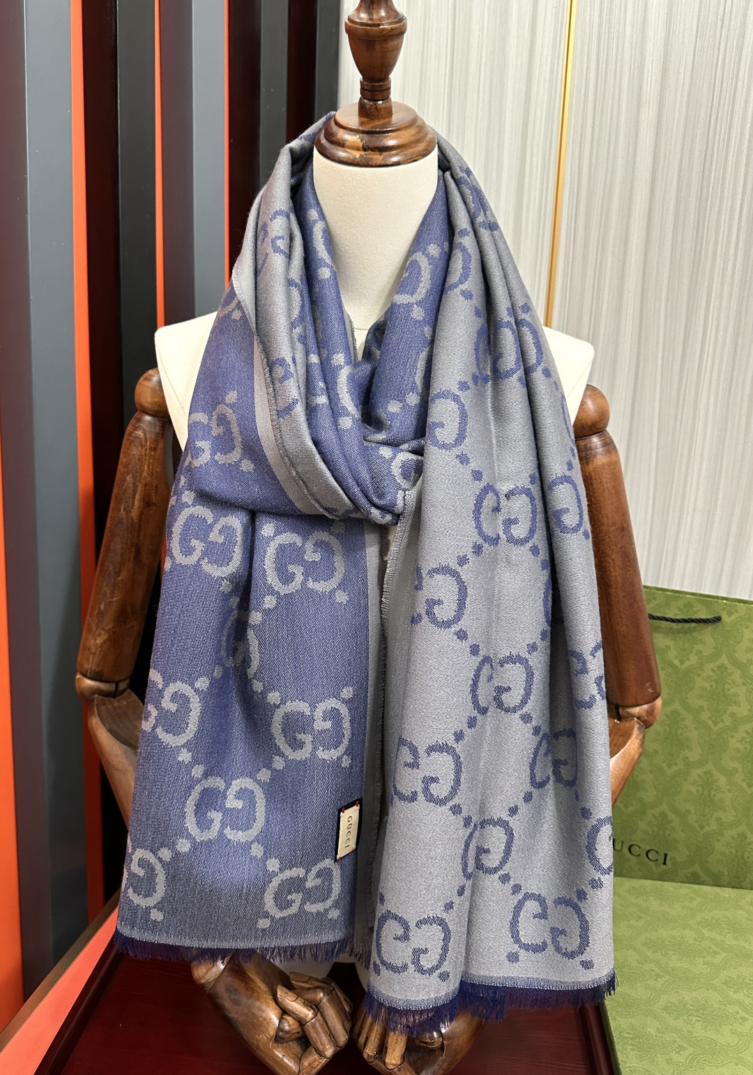 [TOP] GUCCI Cashmere Scarf 70*200 cm - Blue - 711 Luxury