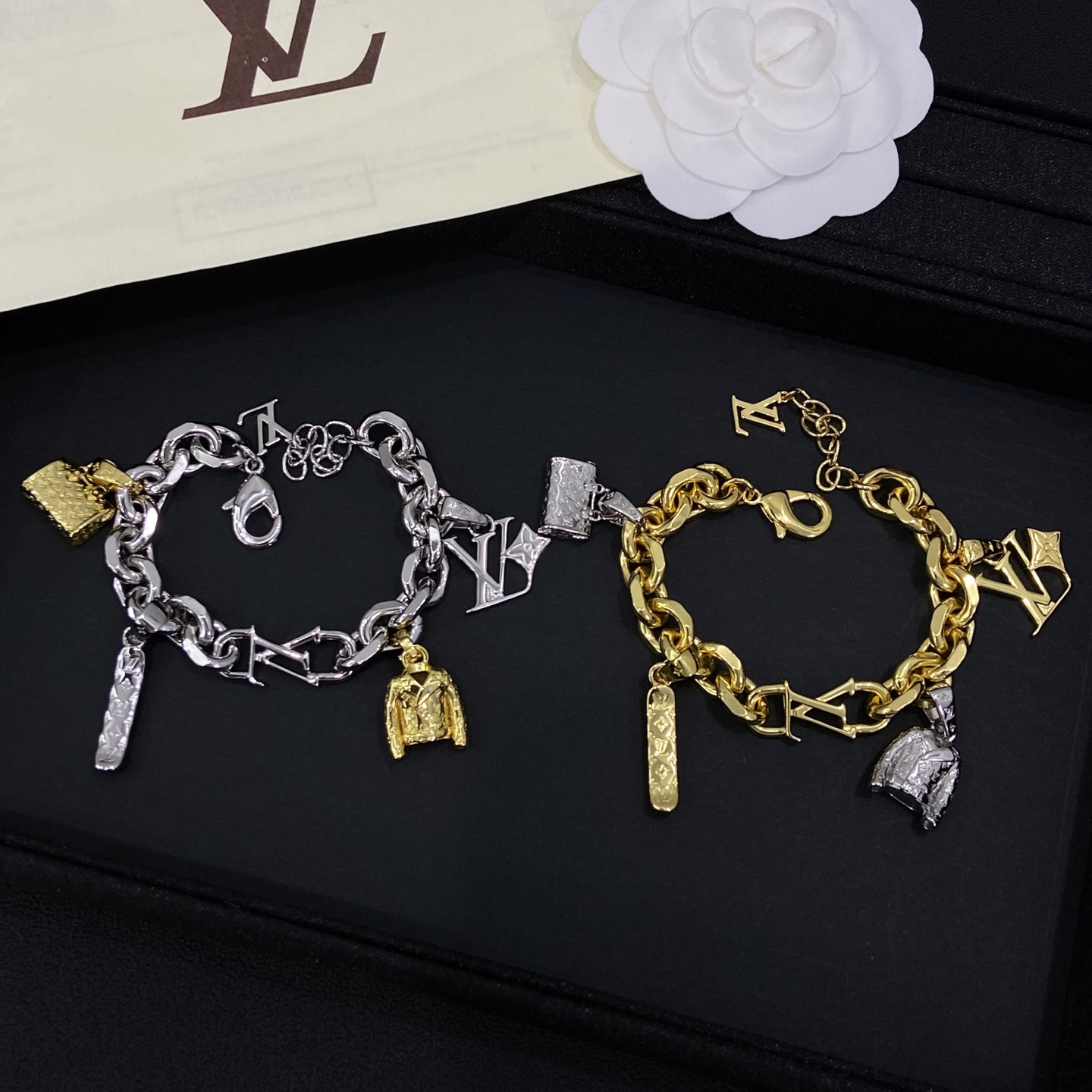 [TOP] Louis Vuitton LV Bracelet - 2 Color - 711 Luxury