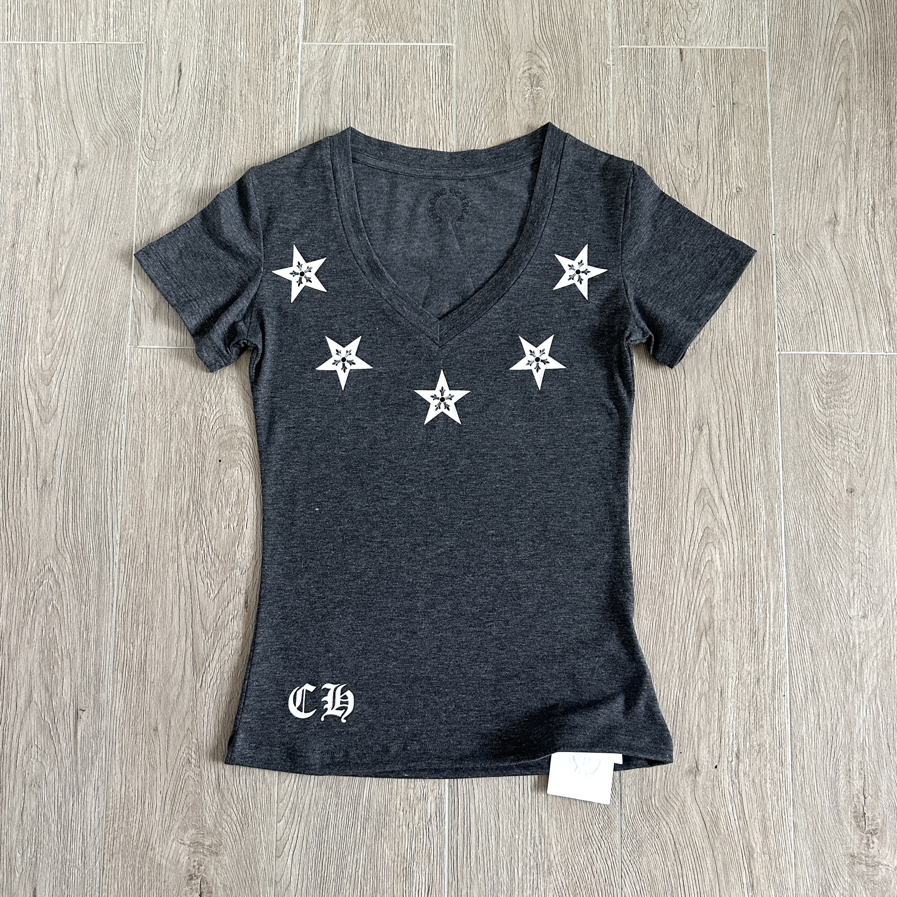 Chrome Hearts V-neck Five-pointed Star Sanskrit Printed T-shirt #384426