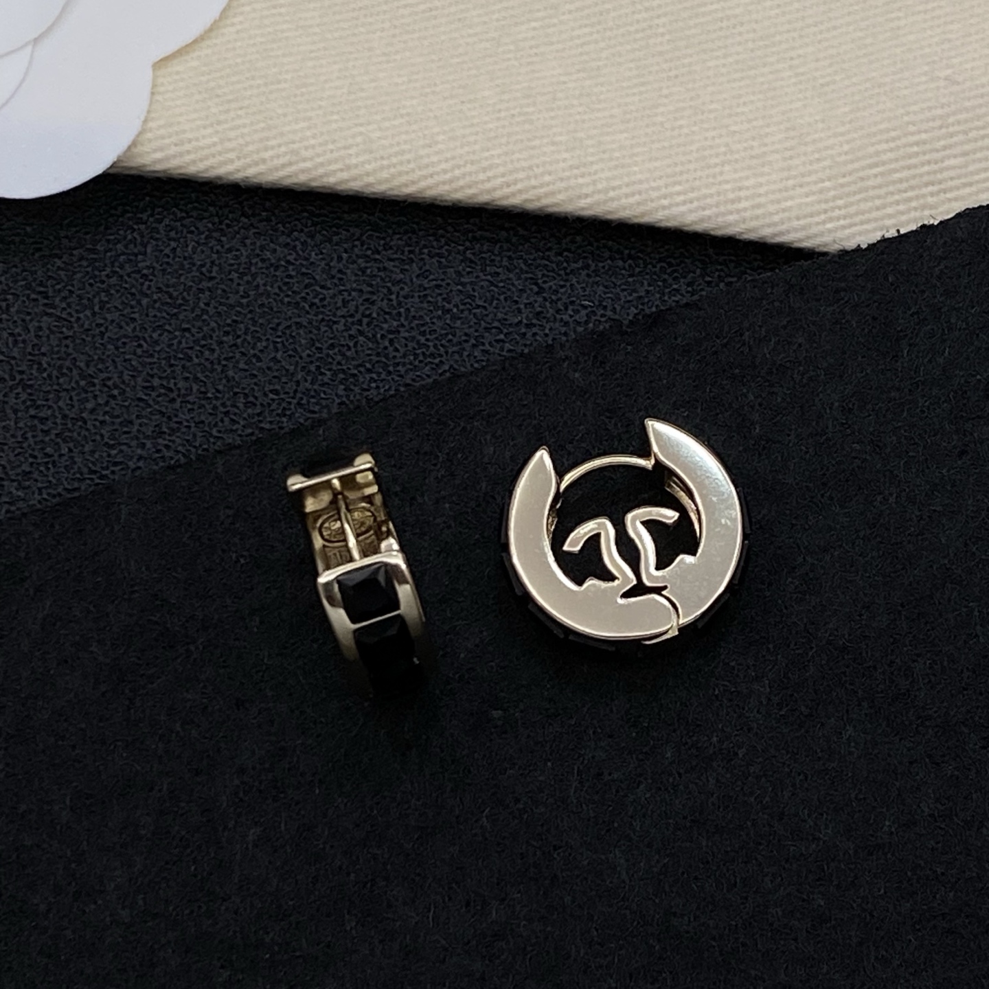[TOP] CHANEL Earrings - 711 Luxury