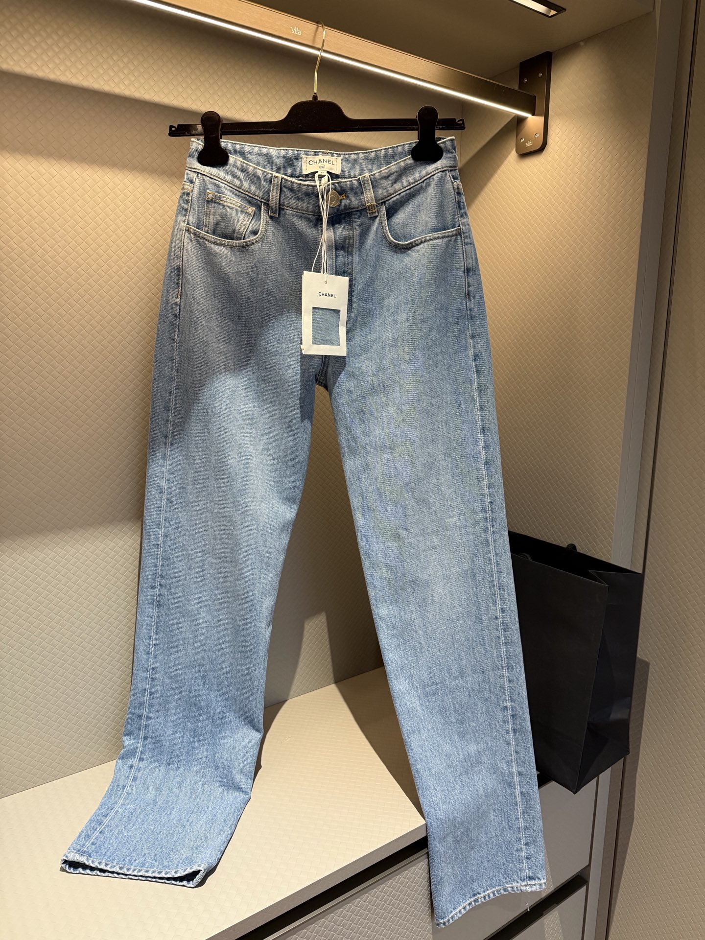 Chanel blue Clothing CHANEL Jeans Denim Blue #386428 View 2 | Nigo Office